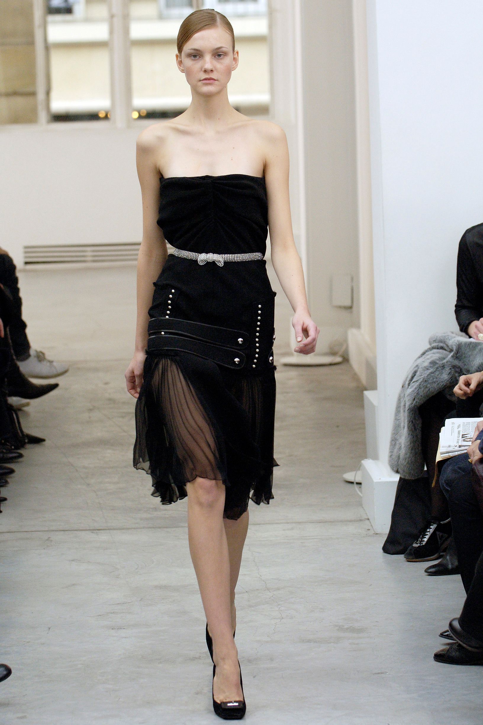 Balenciaga F/W 05 Look 141