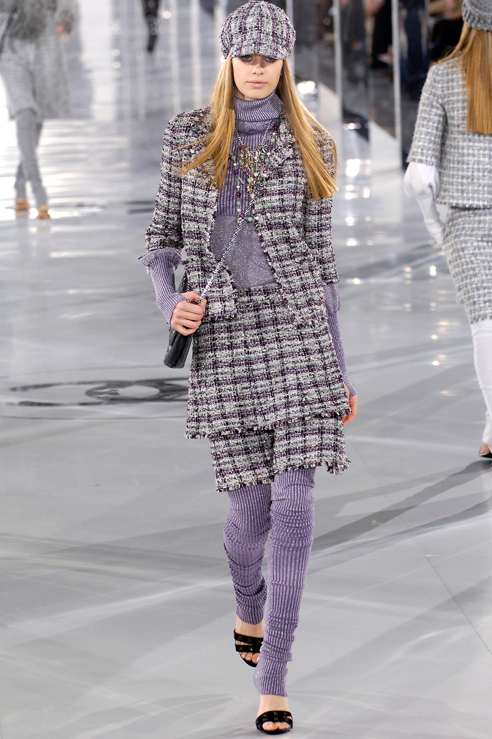 Chanel F/W 05 Look 219