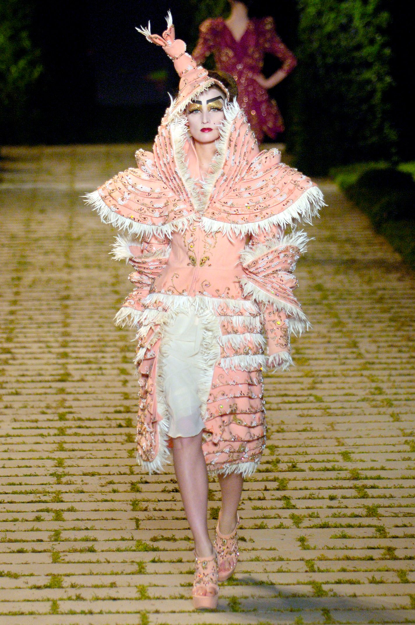 Christian Dior F/W 06 Couture Look 95