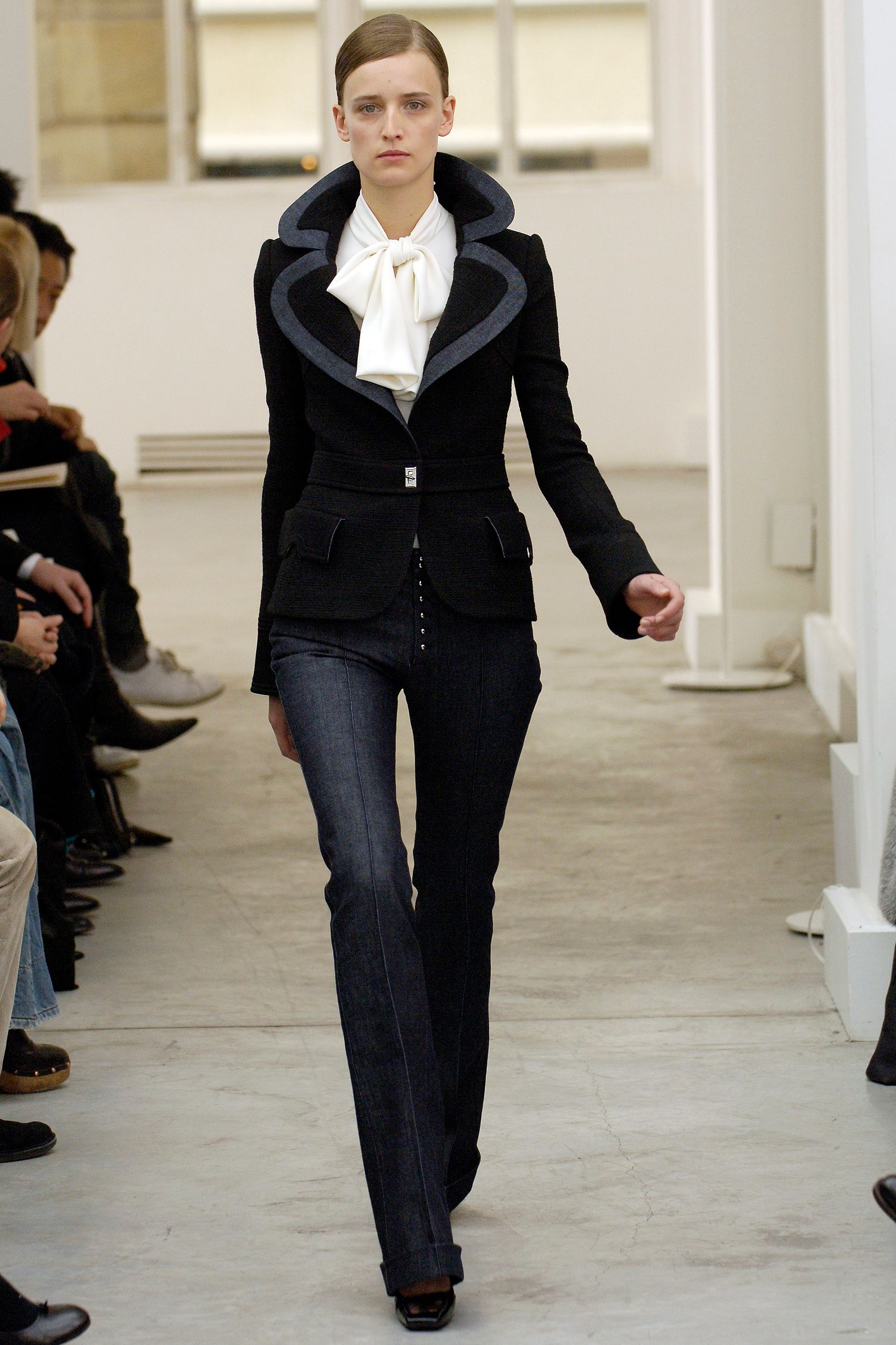 Balenciaga F/W 05 Look 187