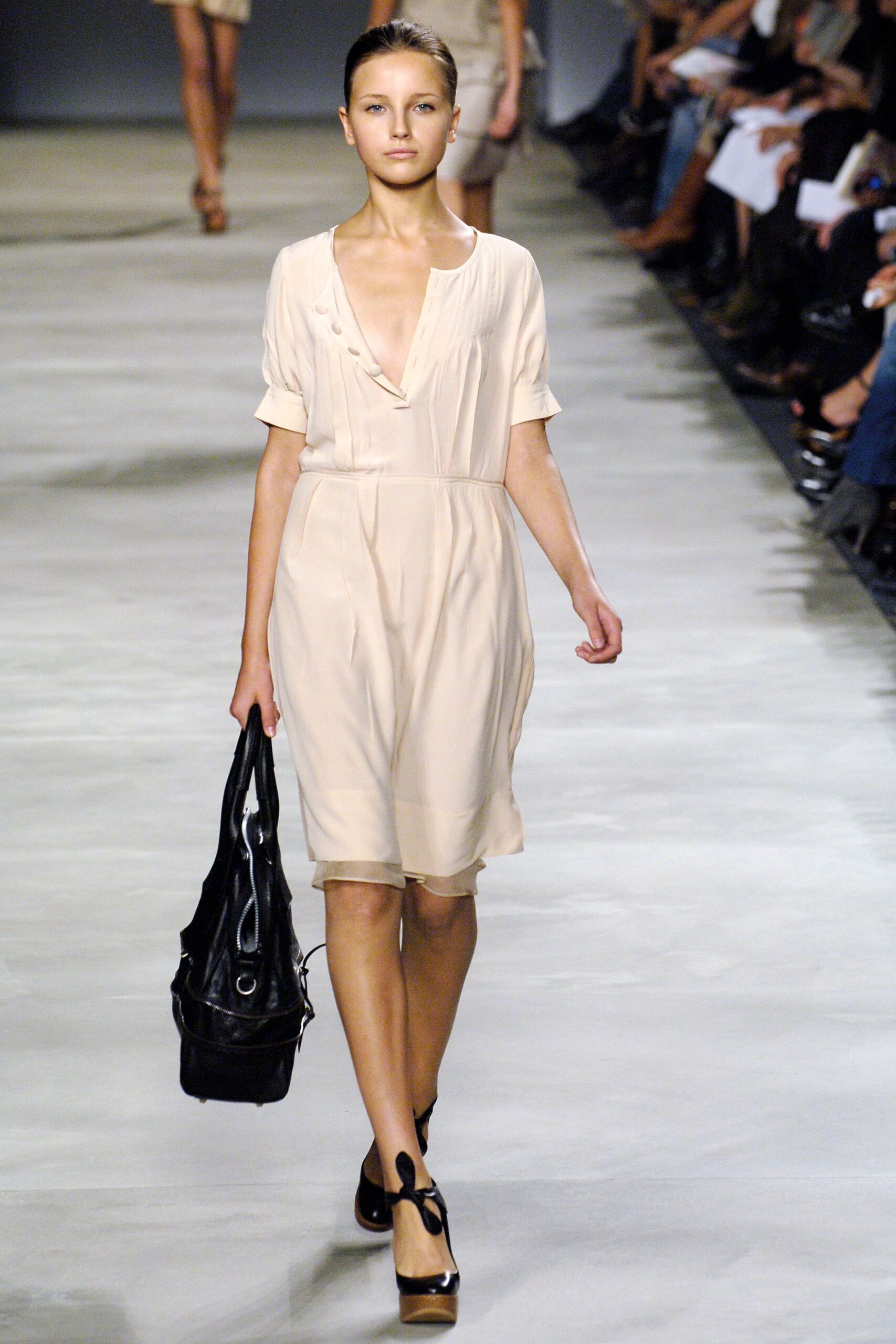 Chloé S/S 06 Look 113