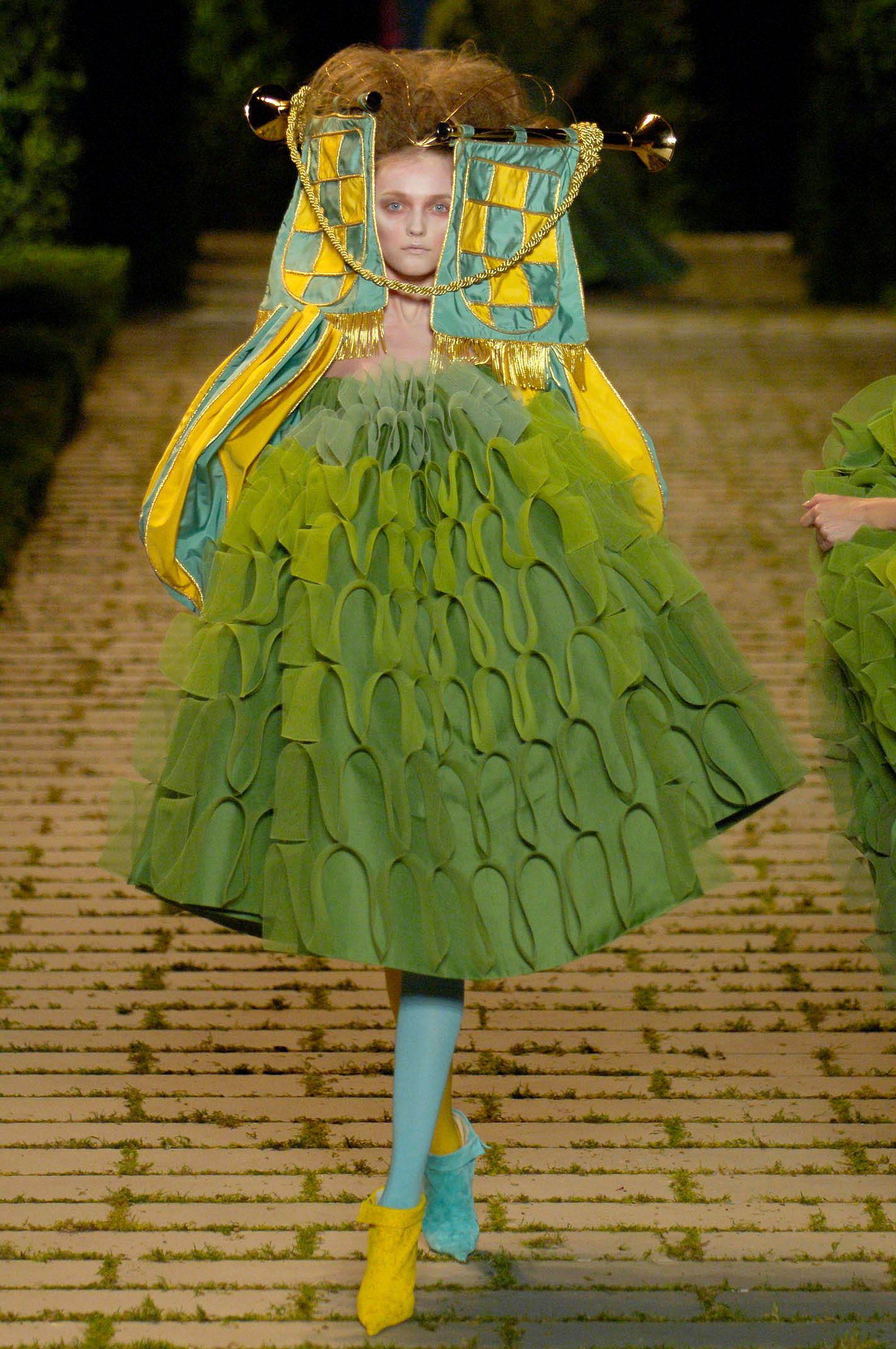 Christian Dior F/W 06 Couture Look 107