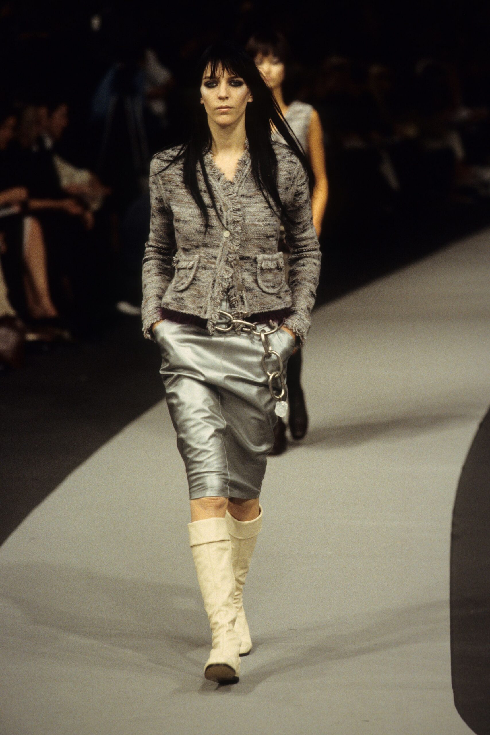 Chanel F/W 99 Look 26