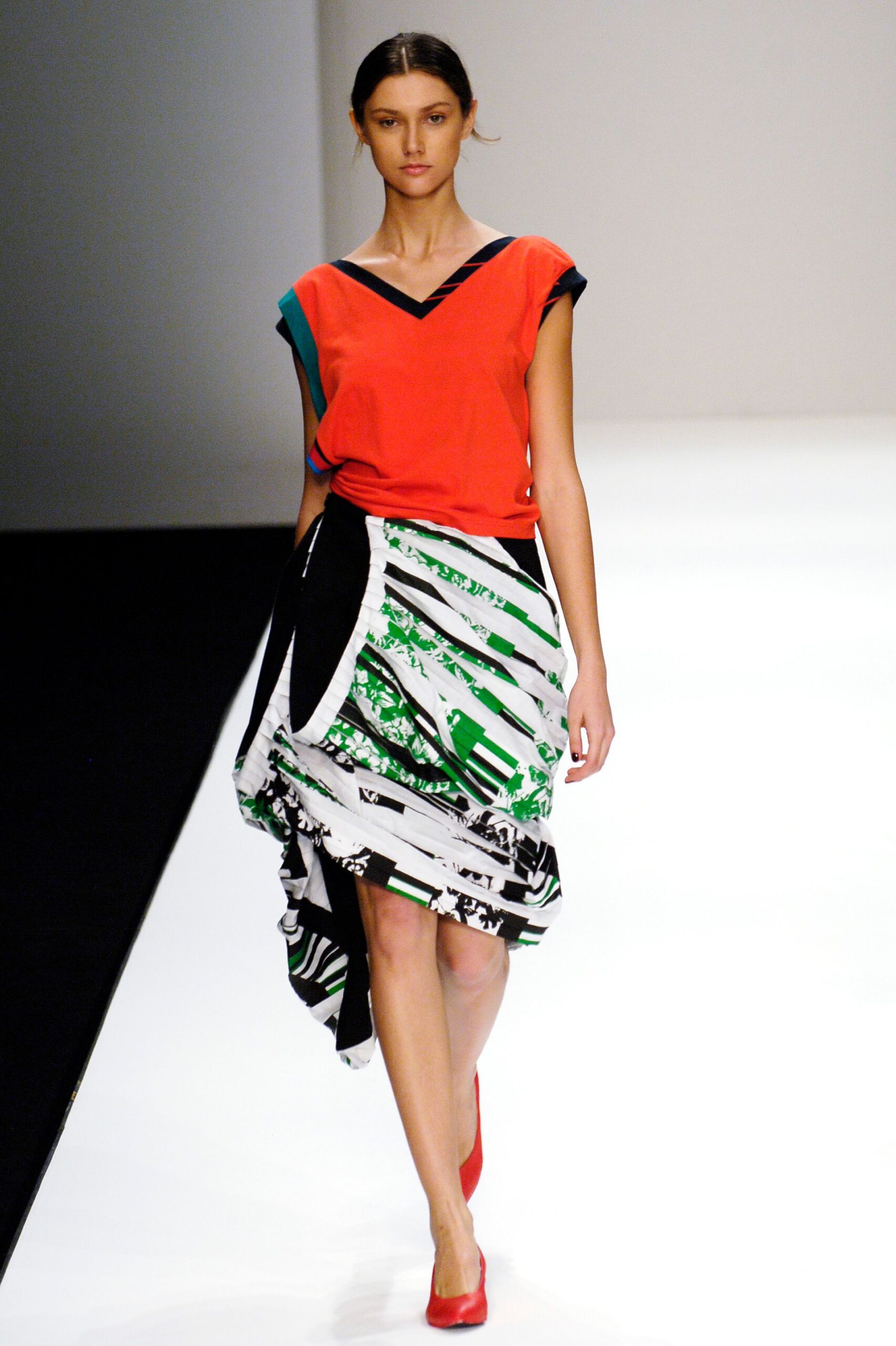 C-Neeon S/S 06 Look 87