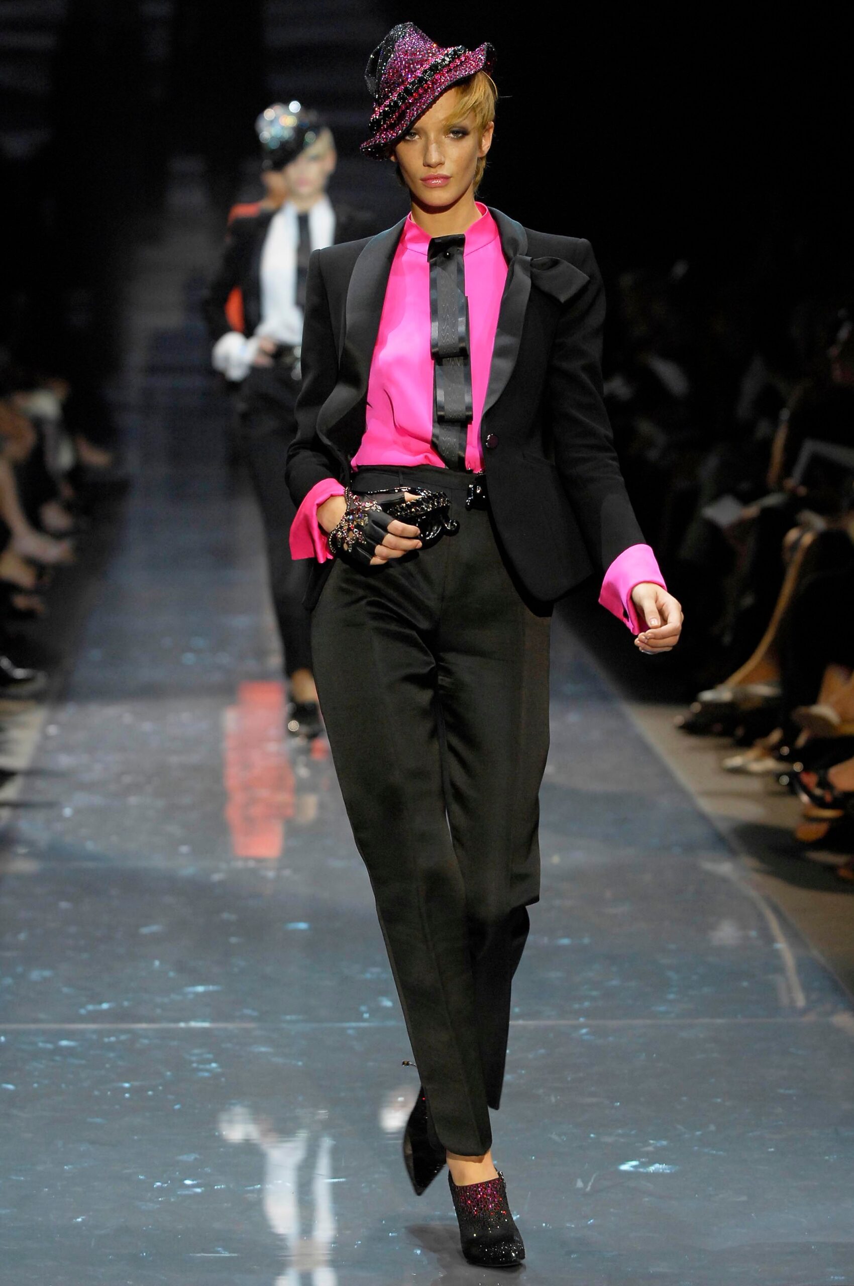Armani Privé F/W 07 Couture Look 152