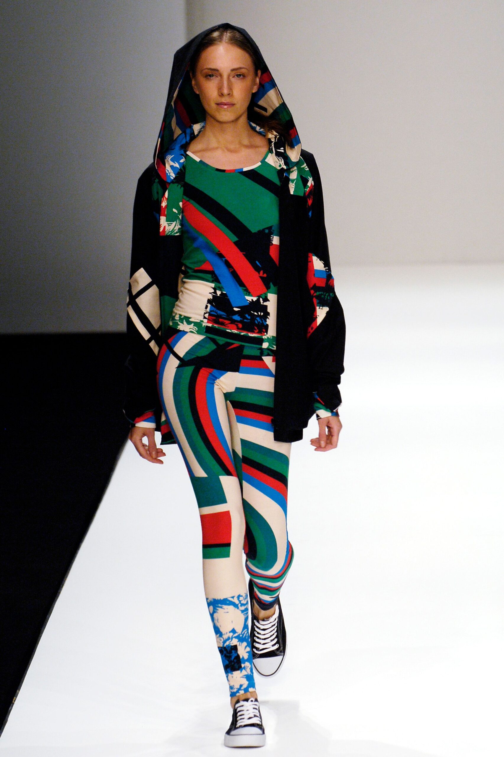 C-Neeon S/S 06 Look 101