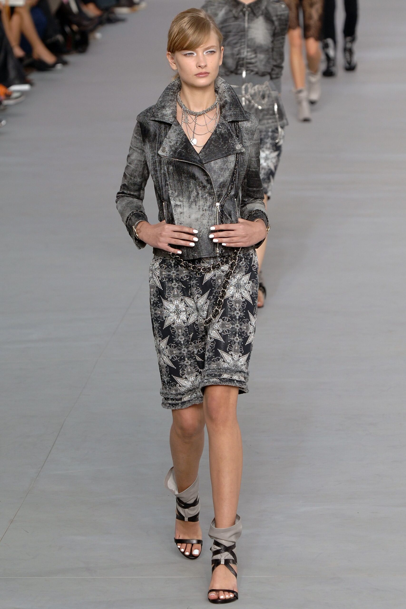 Chanel S/S 06 Look 167
