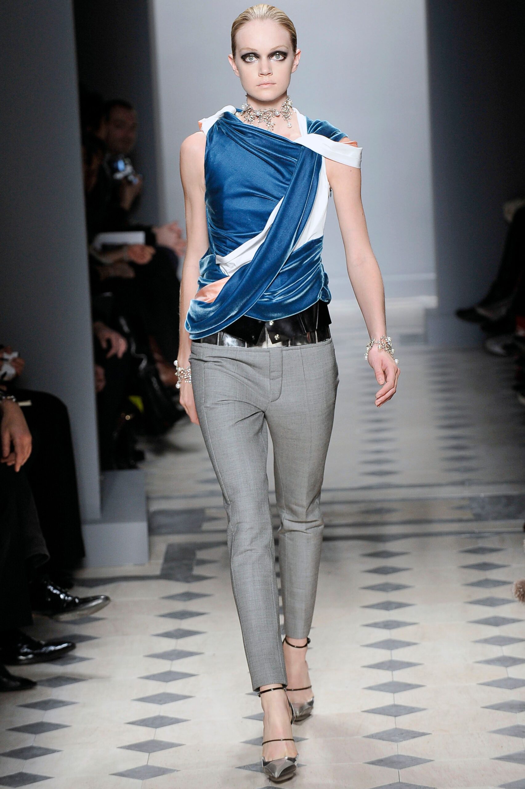 Balenciaga F/W 08 Look 144