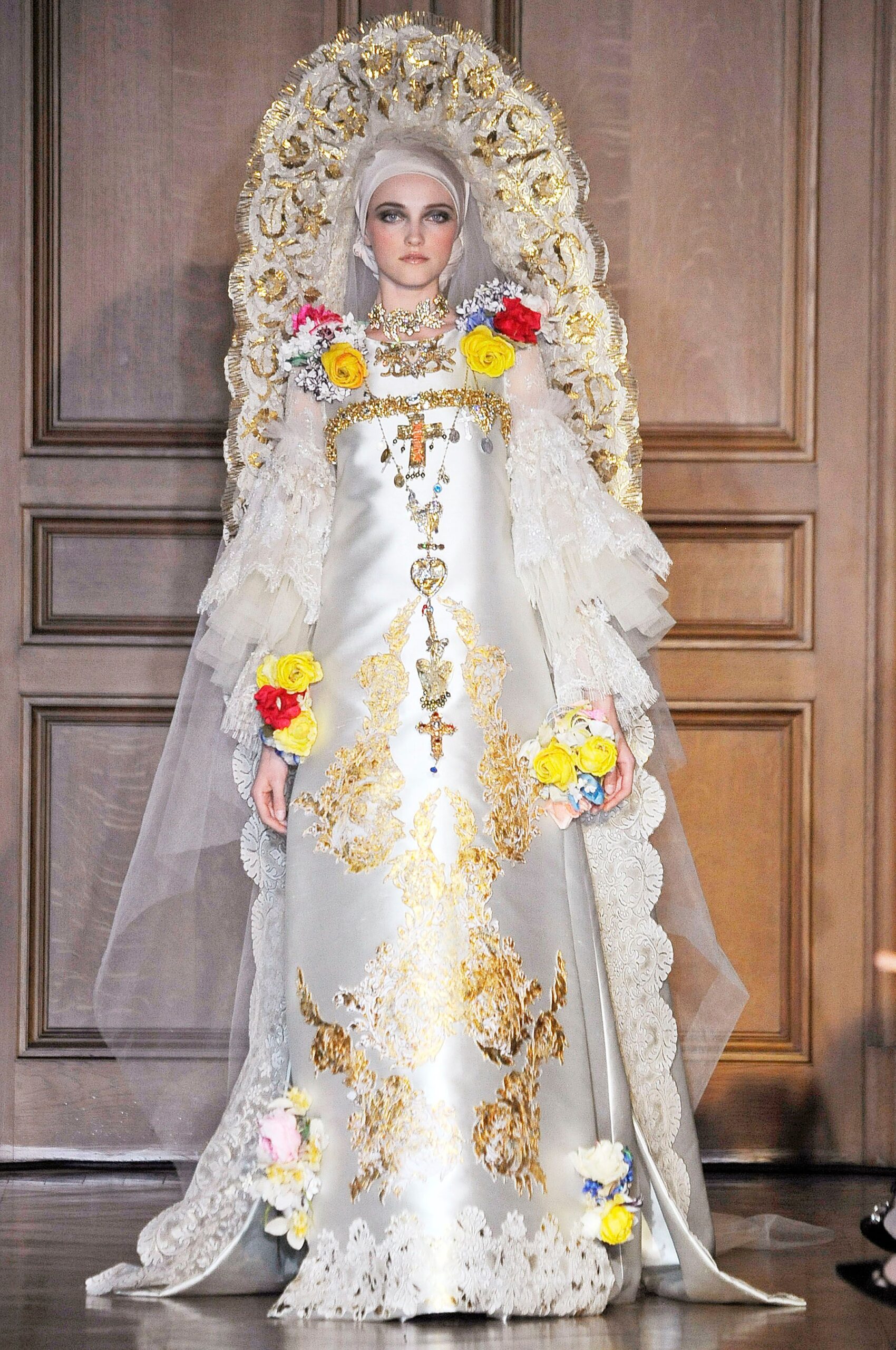 Christian Lacroix F/W 09 Couture Look 323