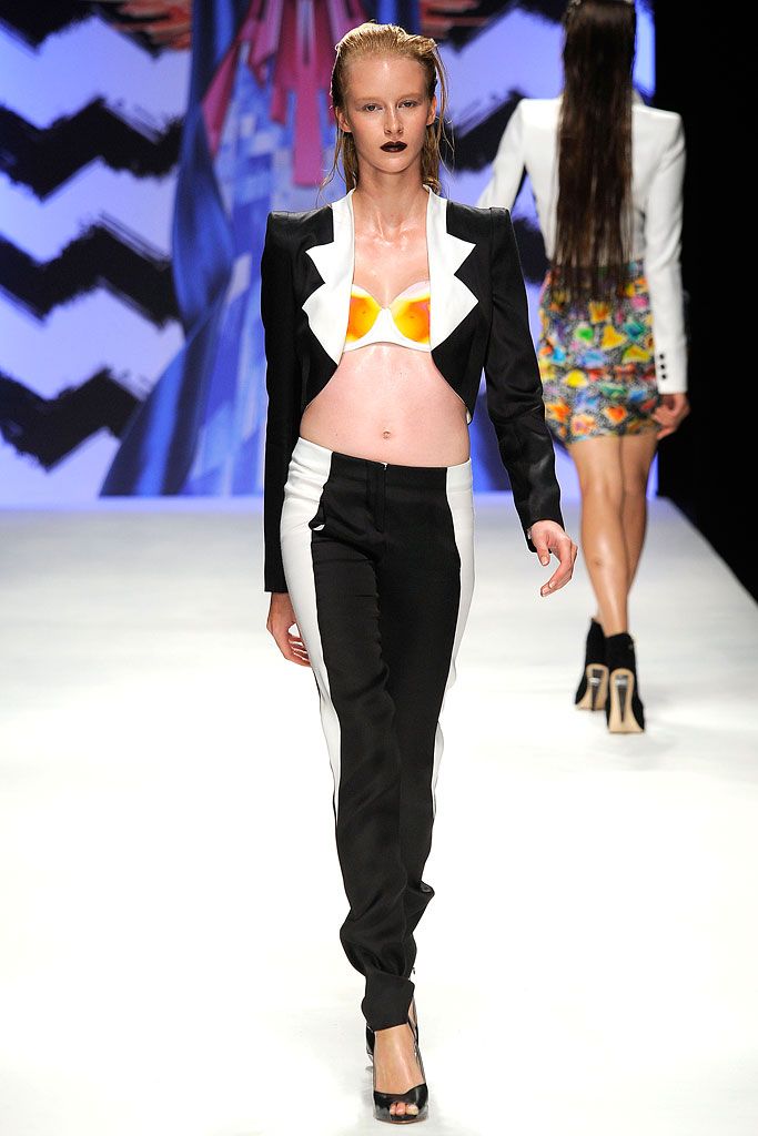 Basso & Brooke S/S 10 Look 125