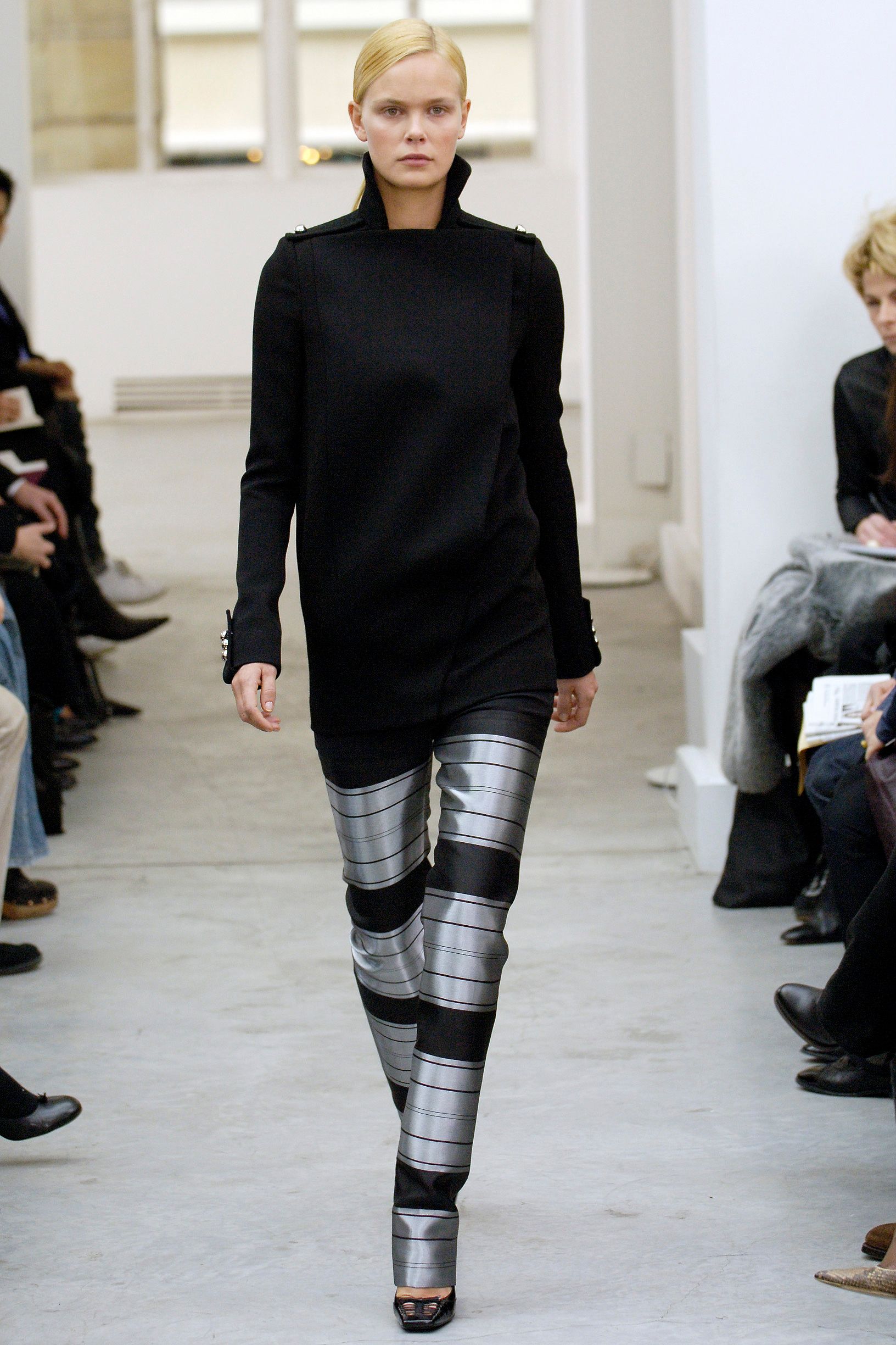 Balenciaga F/W 05 Look 238