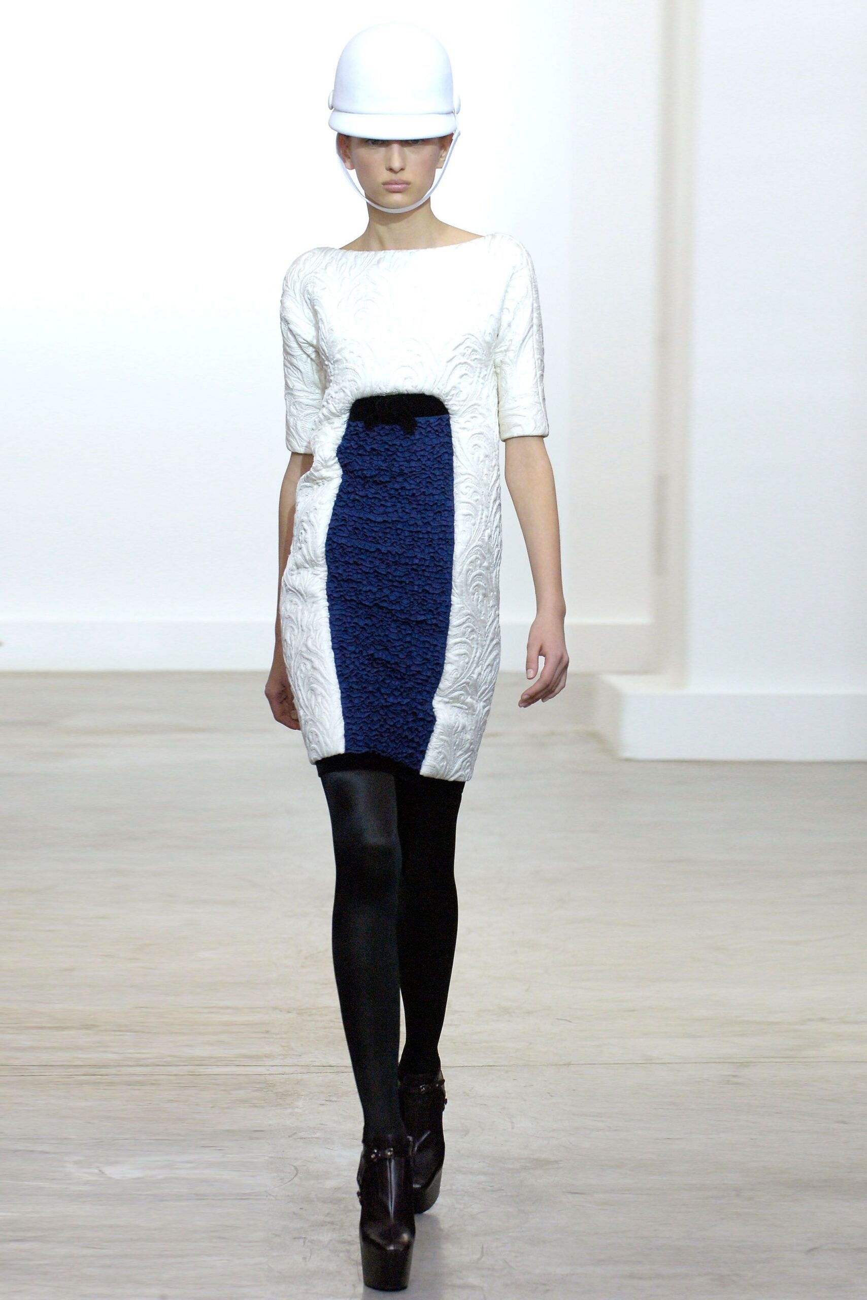 Balenciaga F/W 06 Look 232