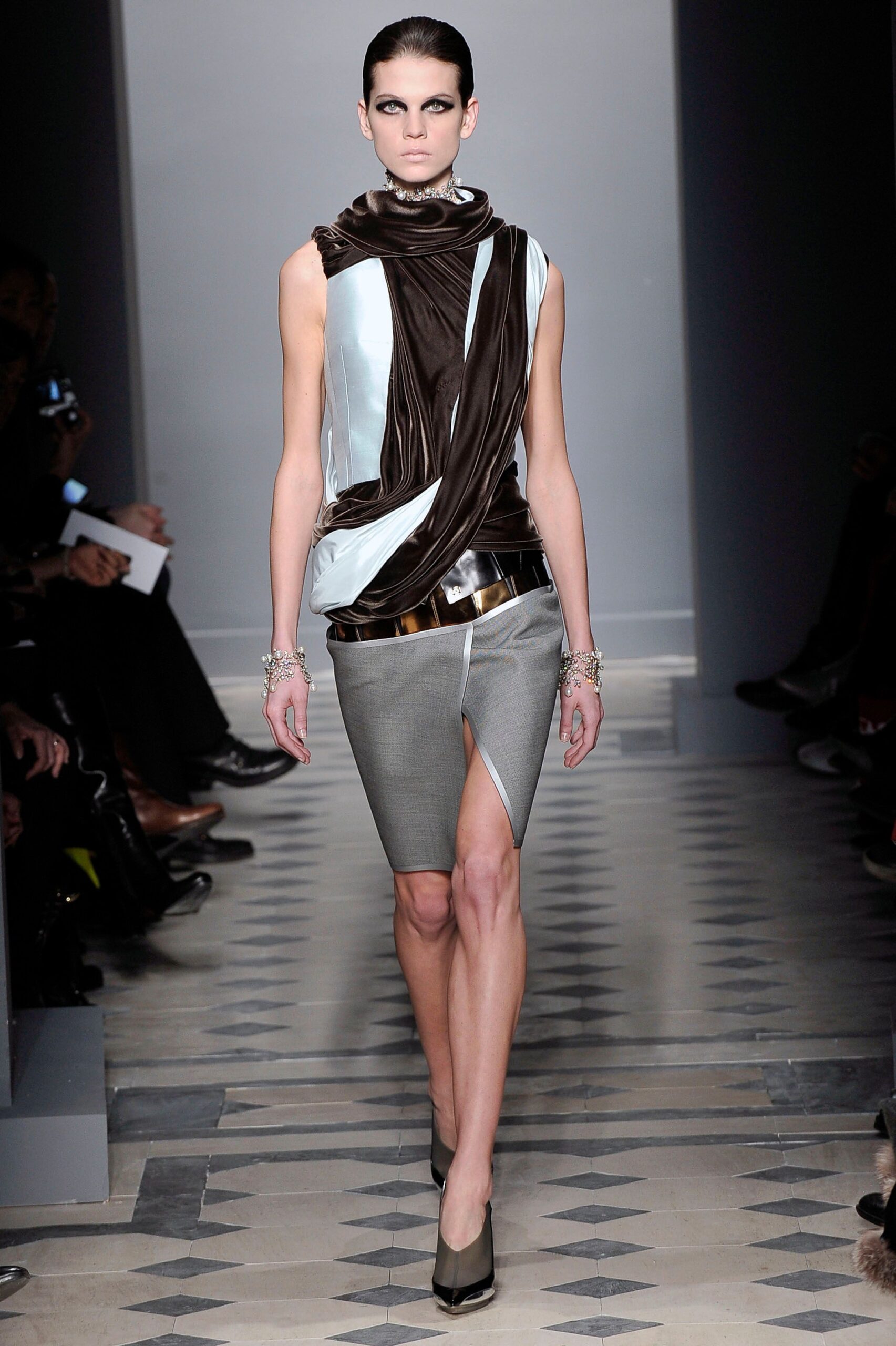 Balenciaga F/W 08 Look 160