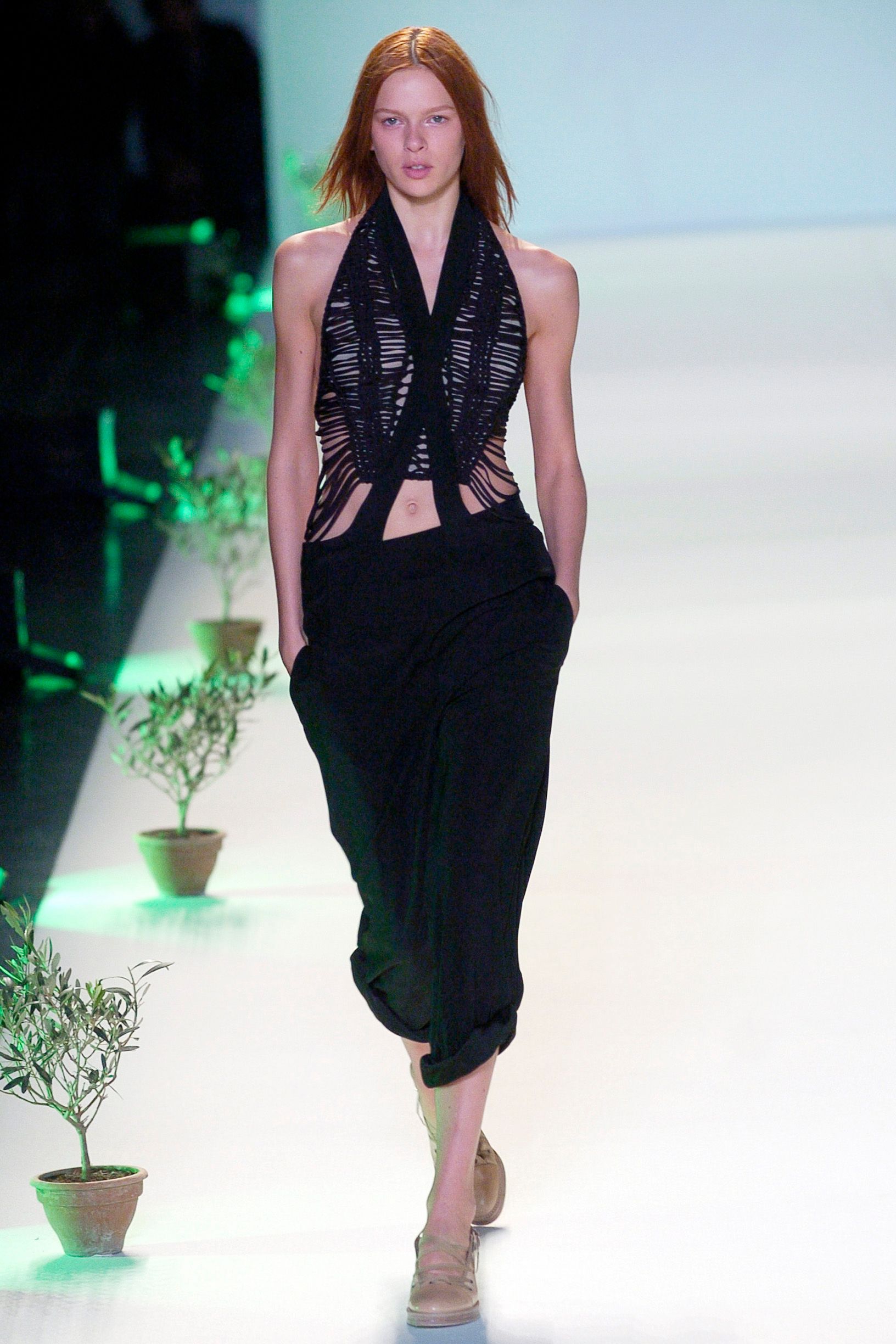 Chalayan S/S 05 Look 237