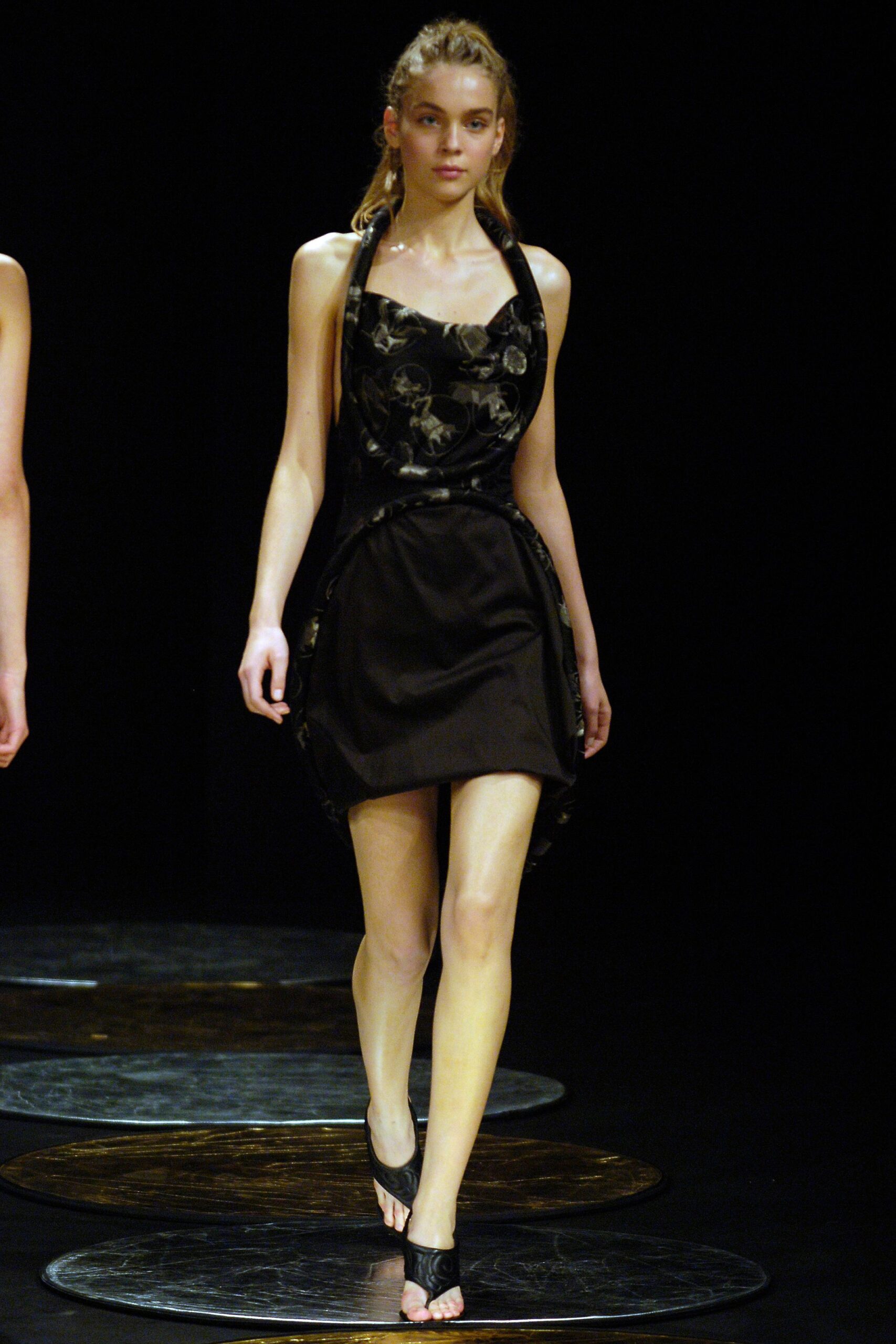 Chalayan S/S 06 Look 227