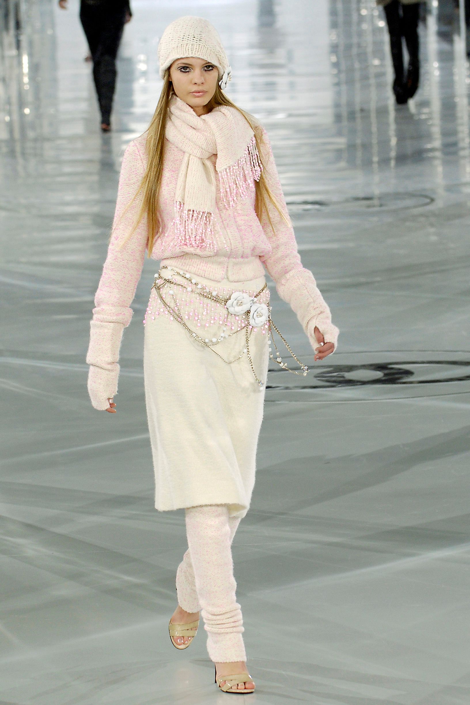Chanel F/W 05 Look 324