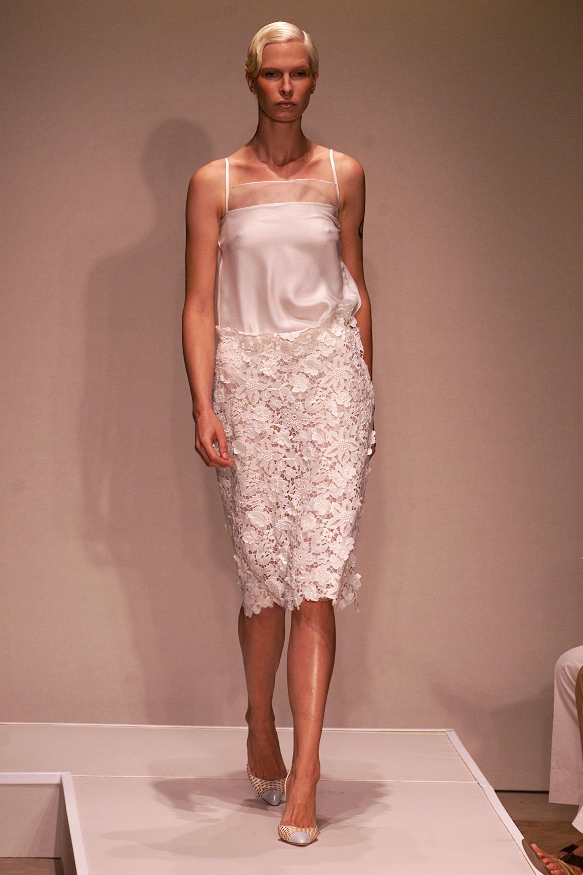 Bill Blass S/S 02 Look 128