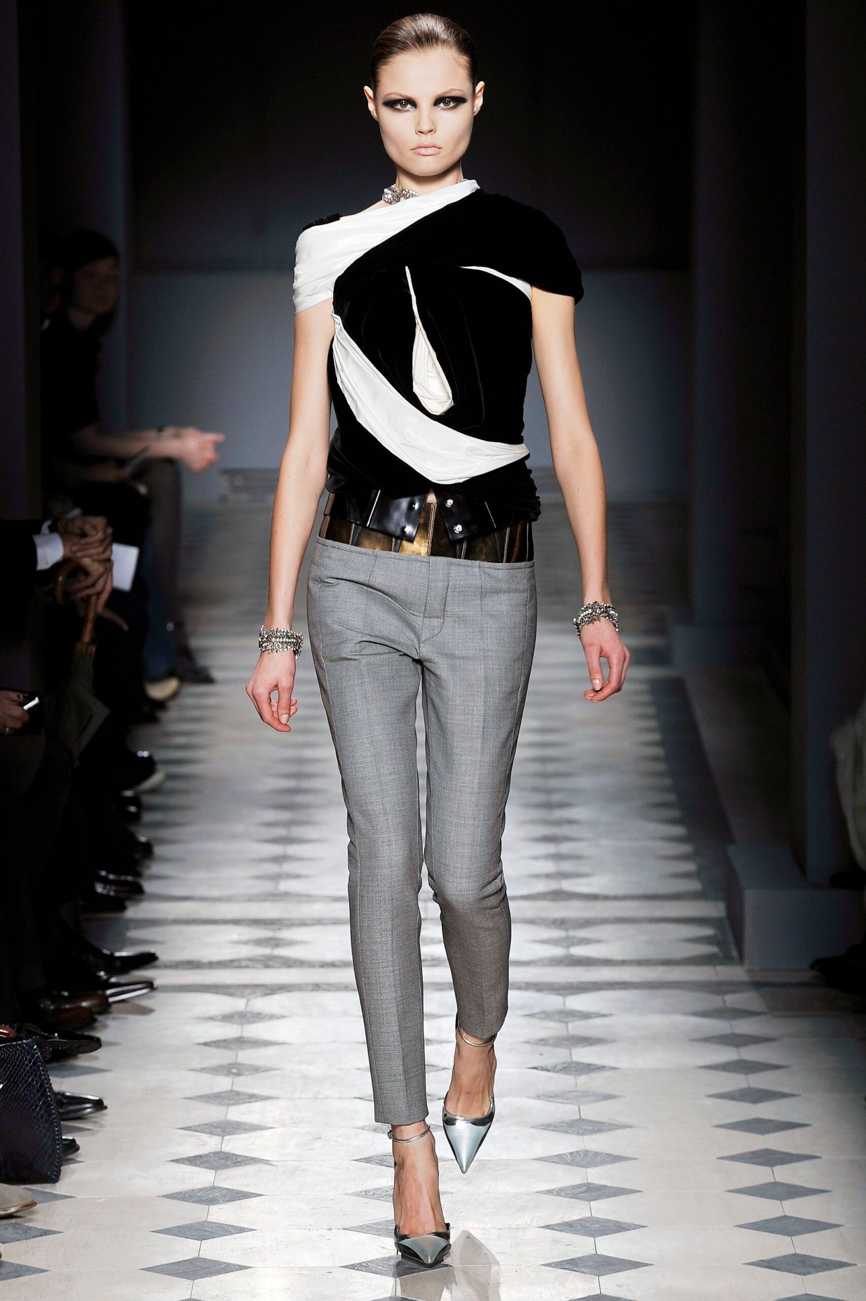 Balenciaga F/W 08 Look 176