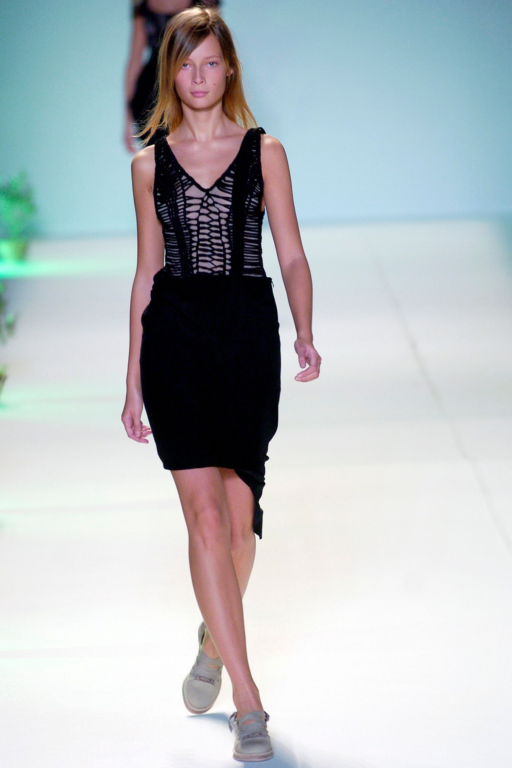 Chalayan S/S 05 Look 255