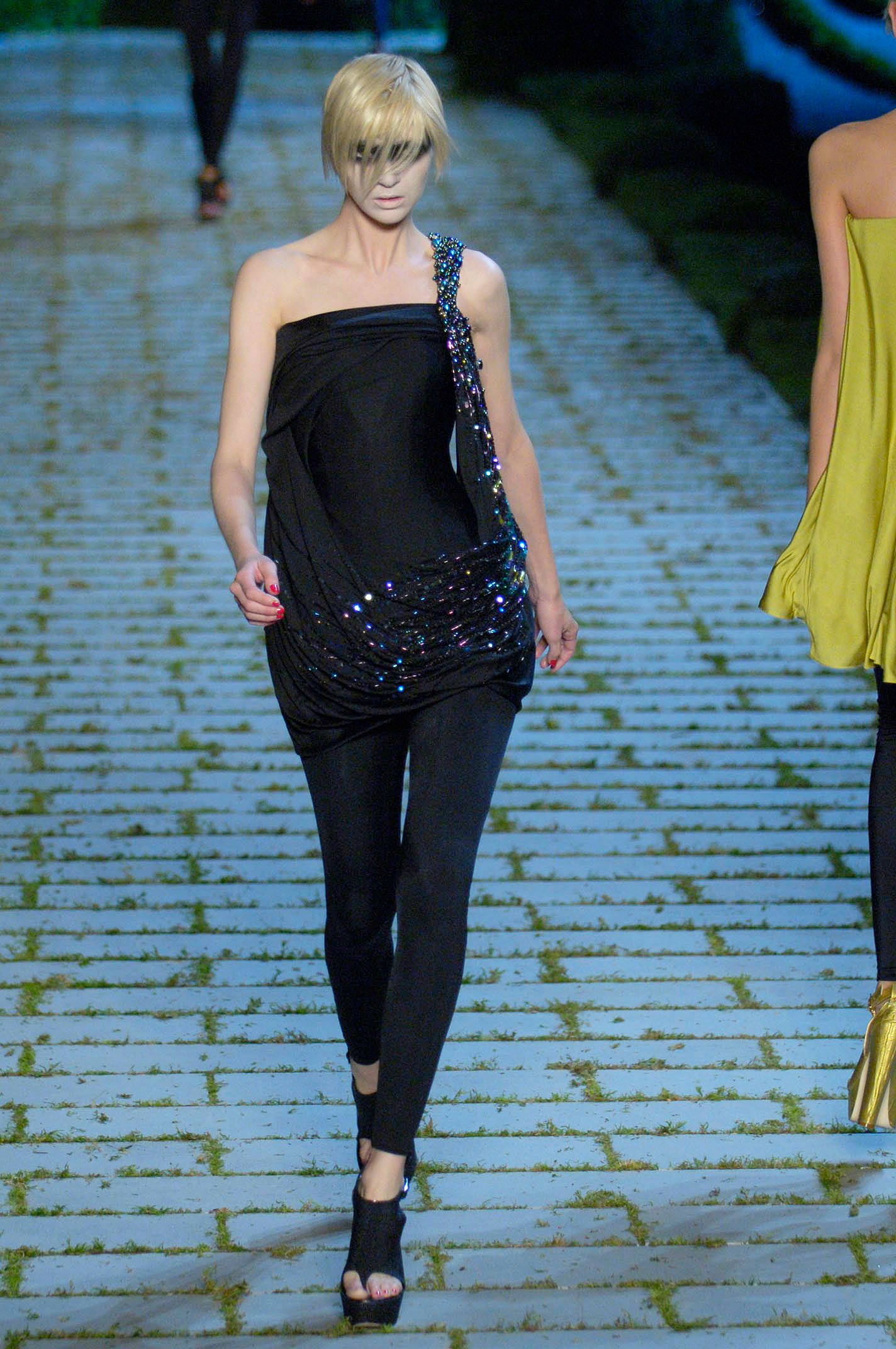 Christian Dior F/W 06 Couture Look 155