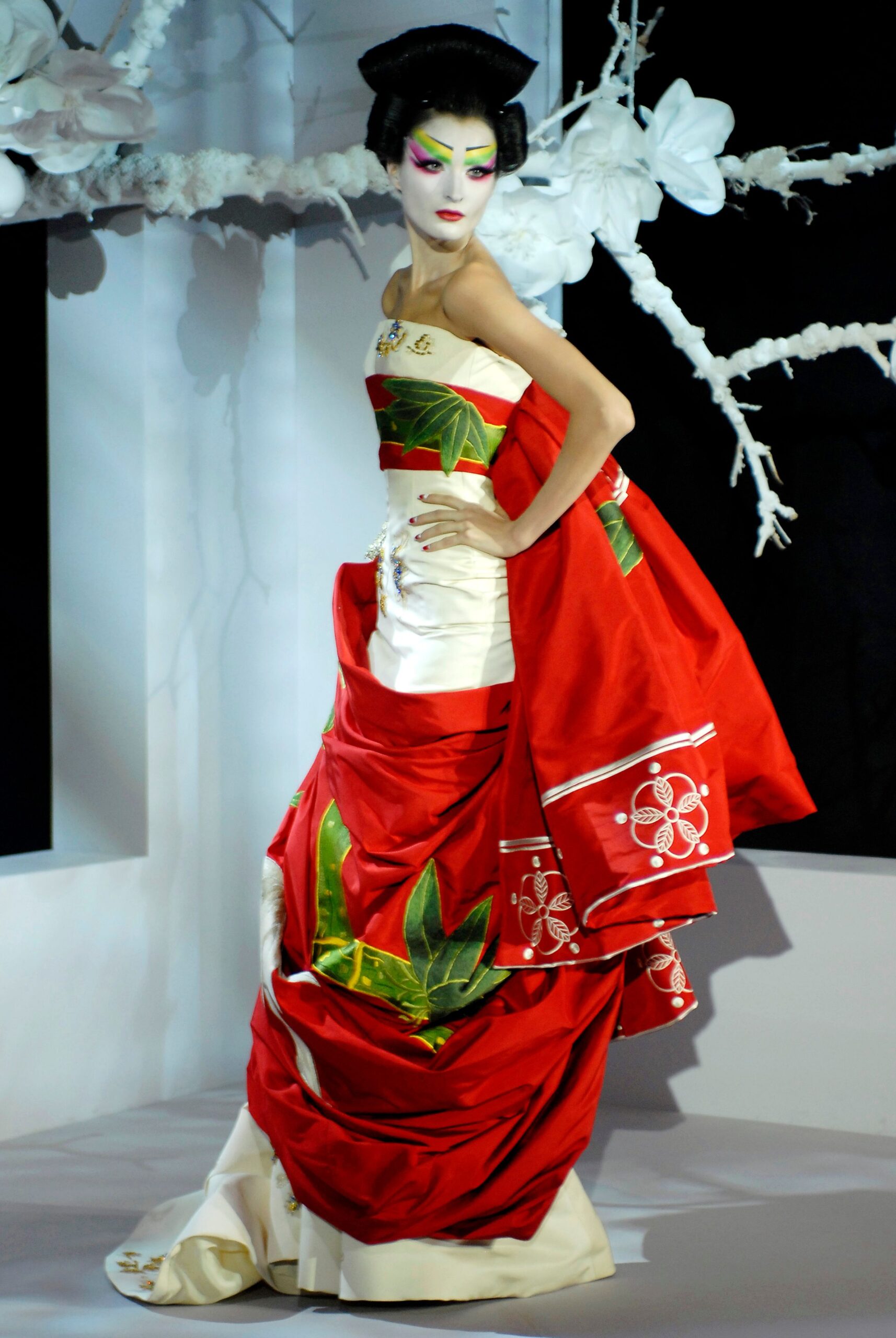 Christian Dior S/S 07 Couture Look 202