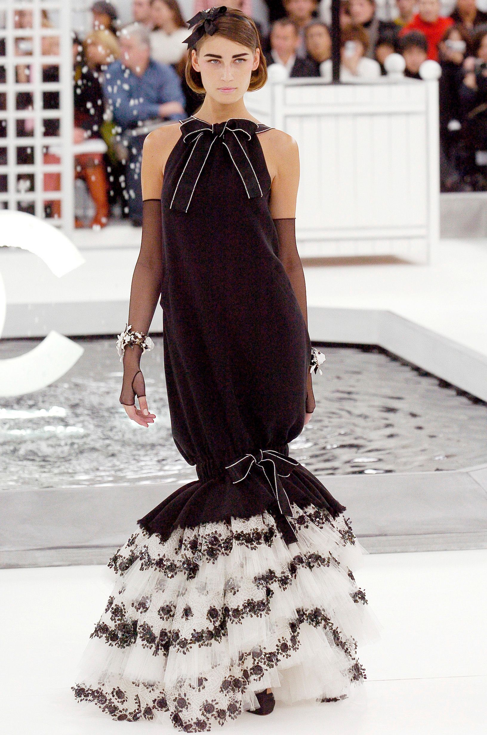 Chanel S/S 05 Couture Look 285