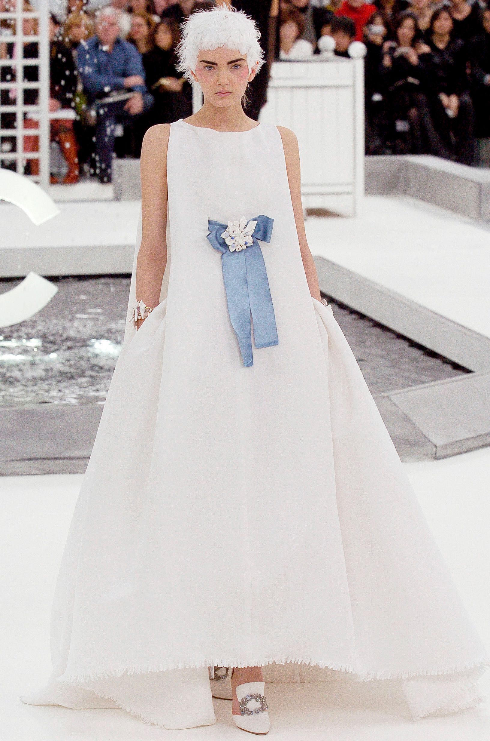 Chanel S/S 05 Couture Look 301