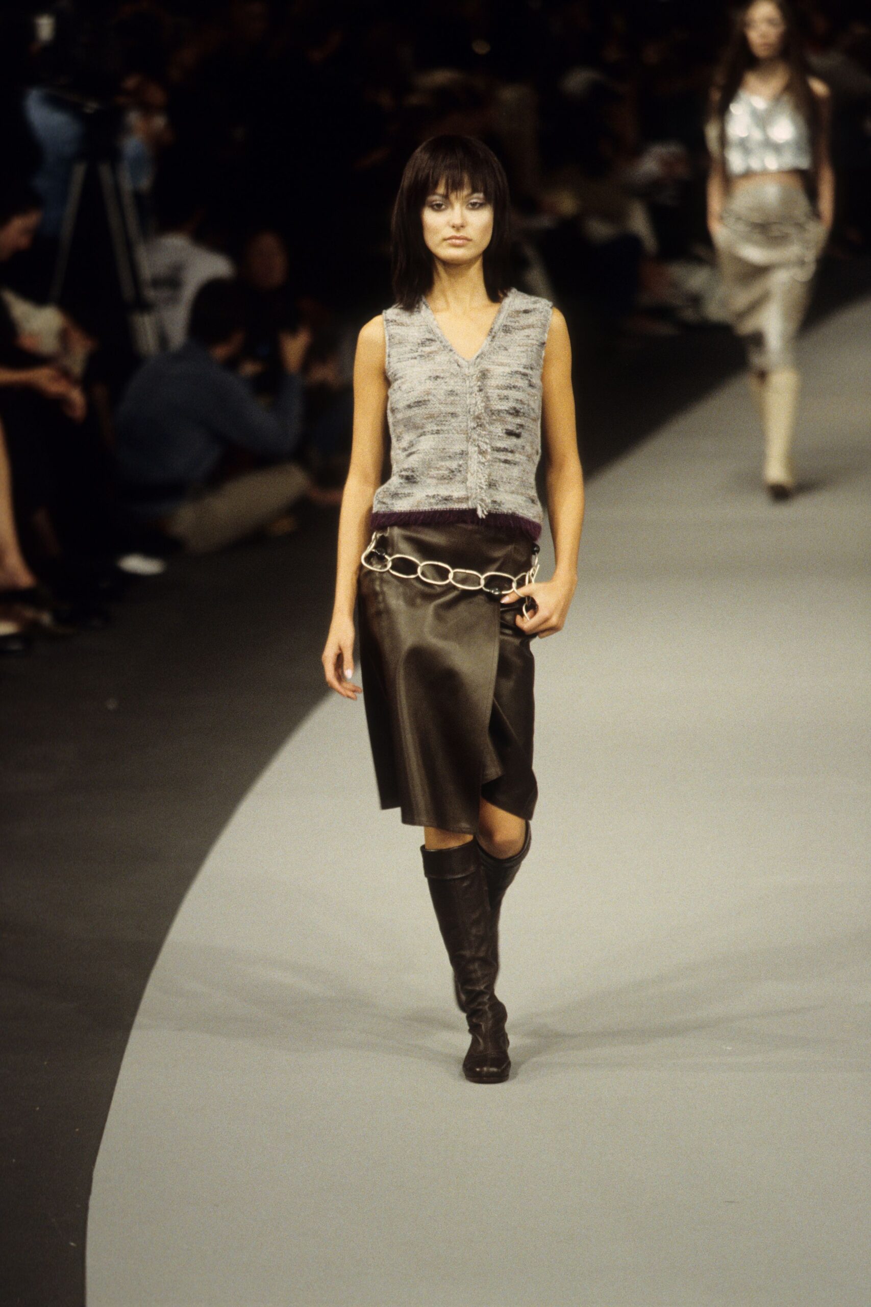 Chanel F/W 99 Look 30