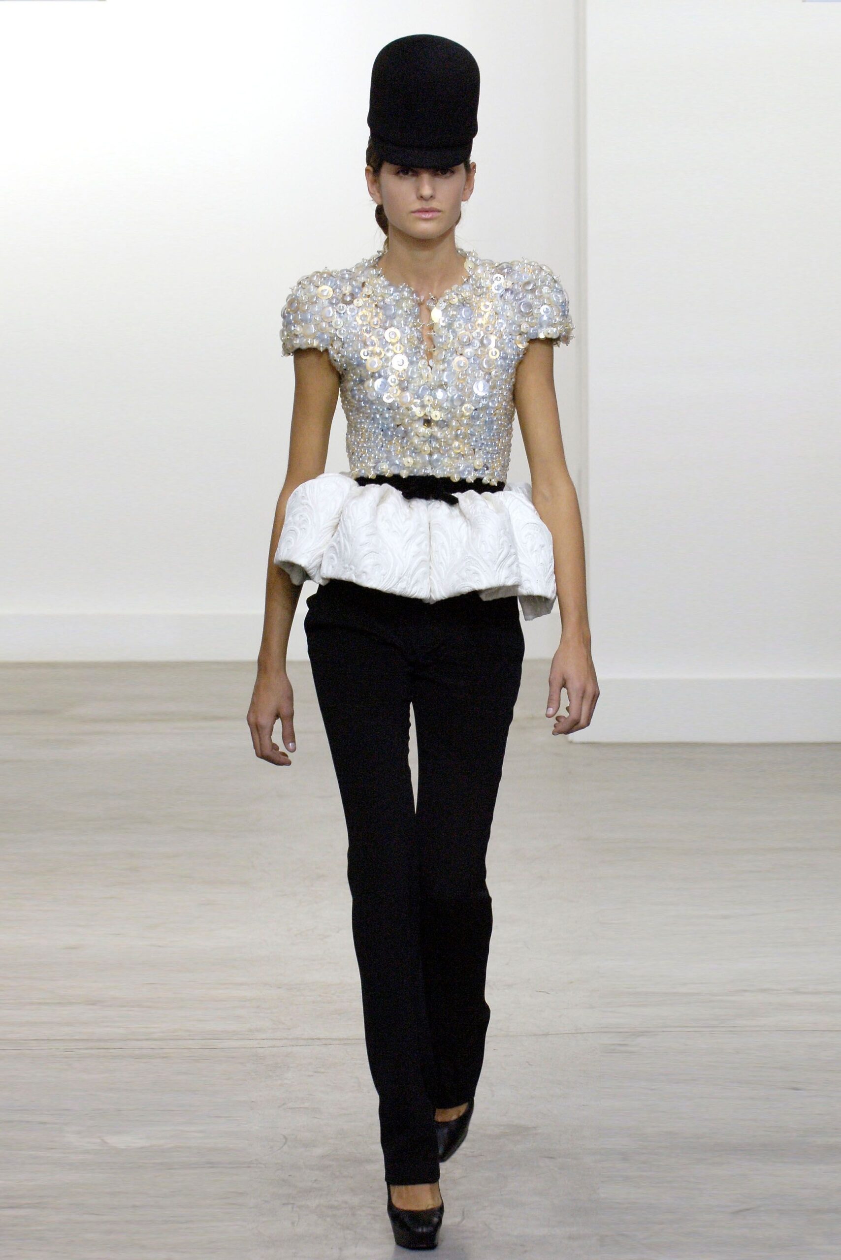 Balenciaga F/W 06 Look 276