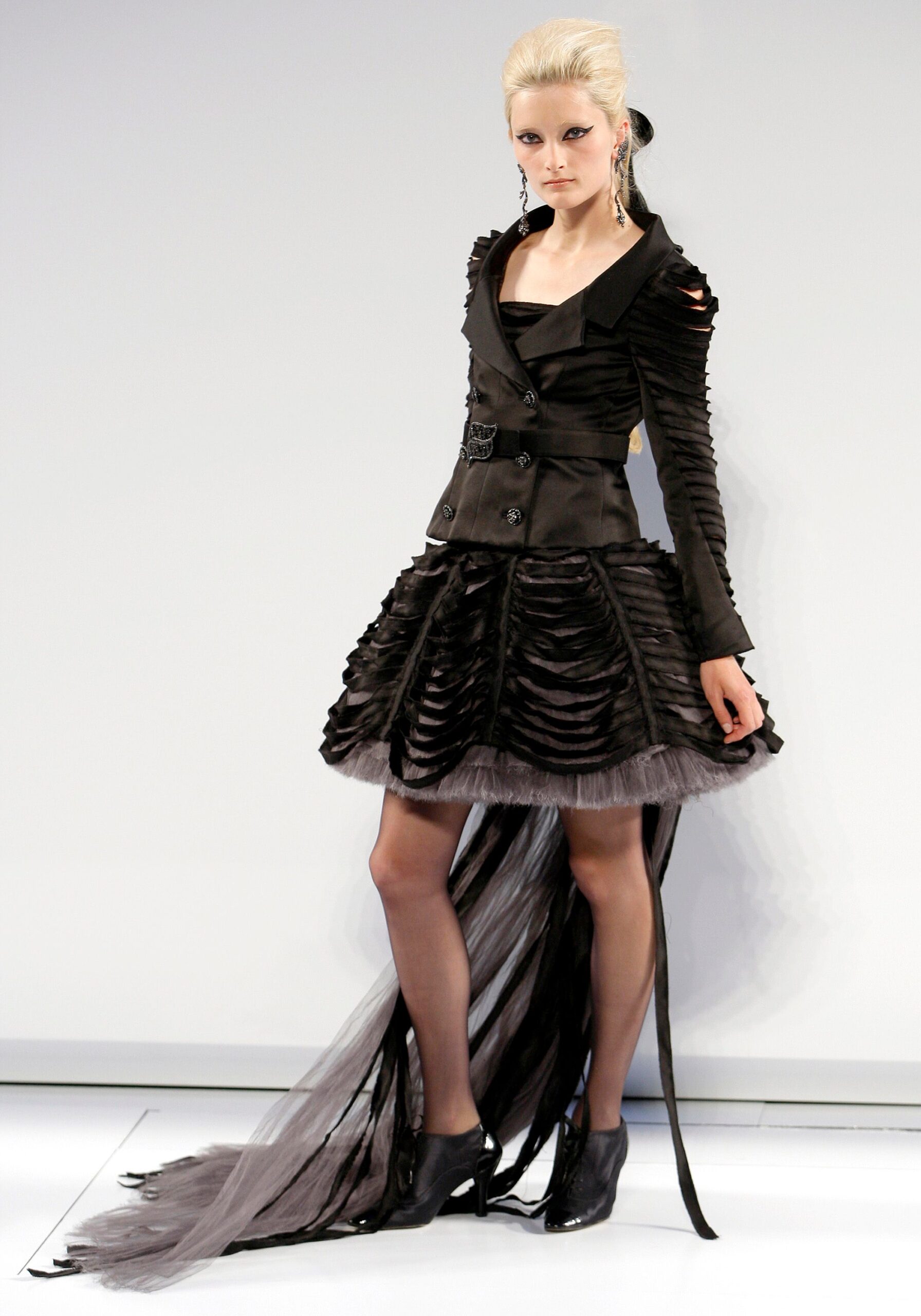 Chanel F/W 09 Couture Look 255