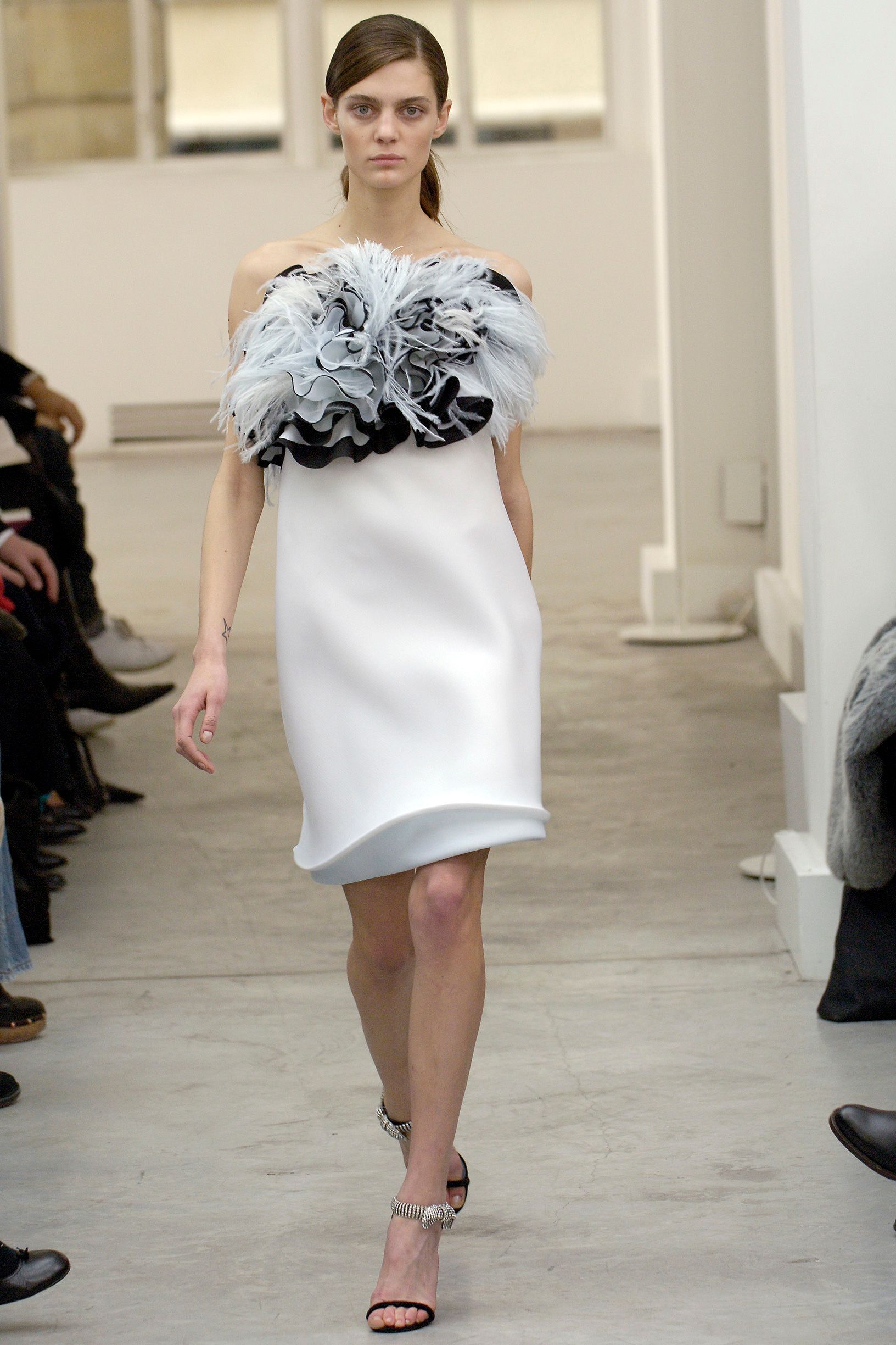 Balenciaga F/W 05 Look 295