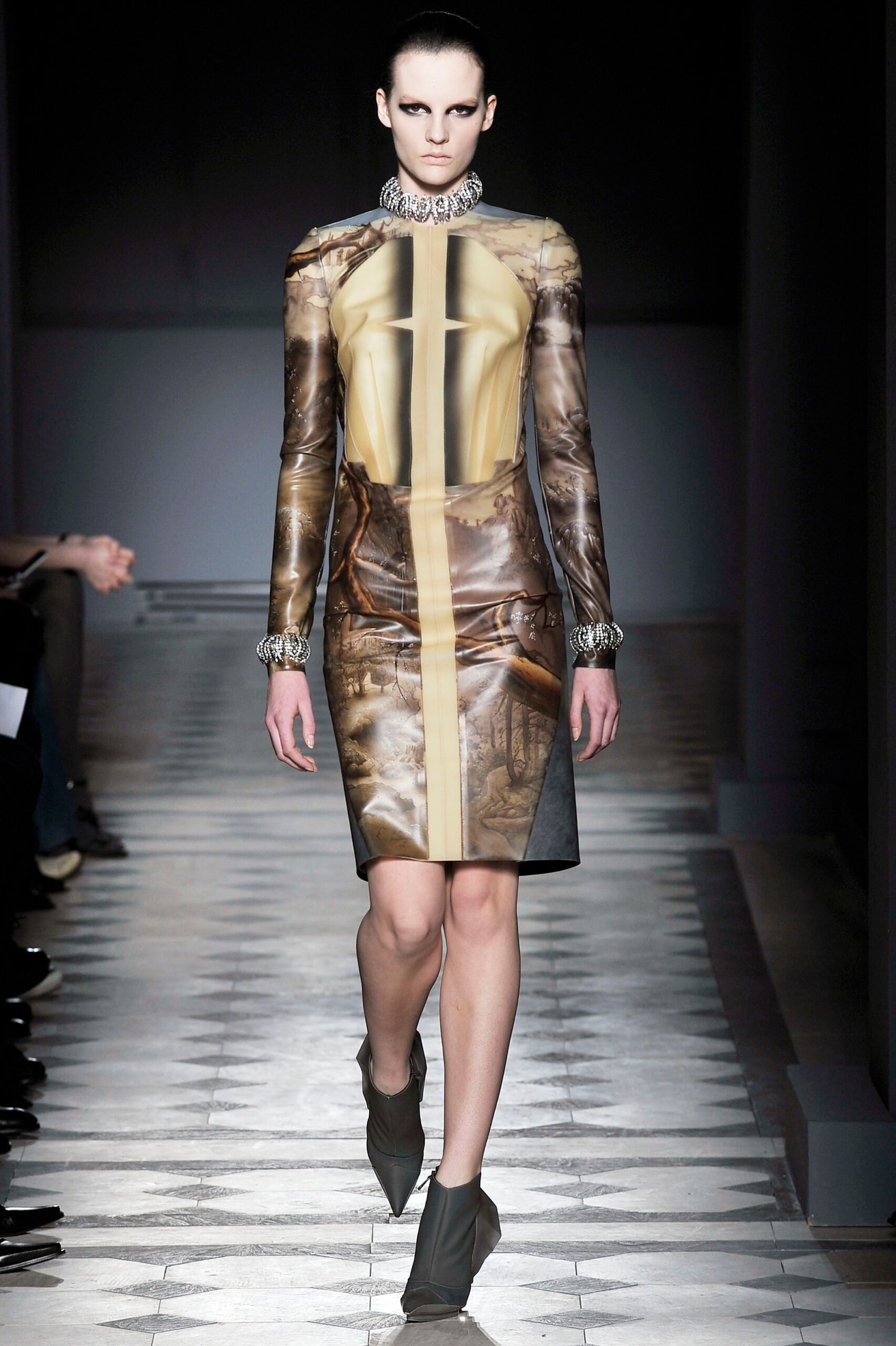 Balenciaga F/W 08 Look 217