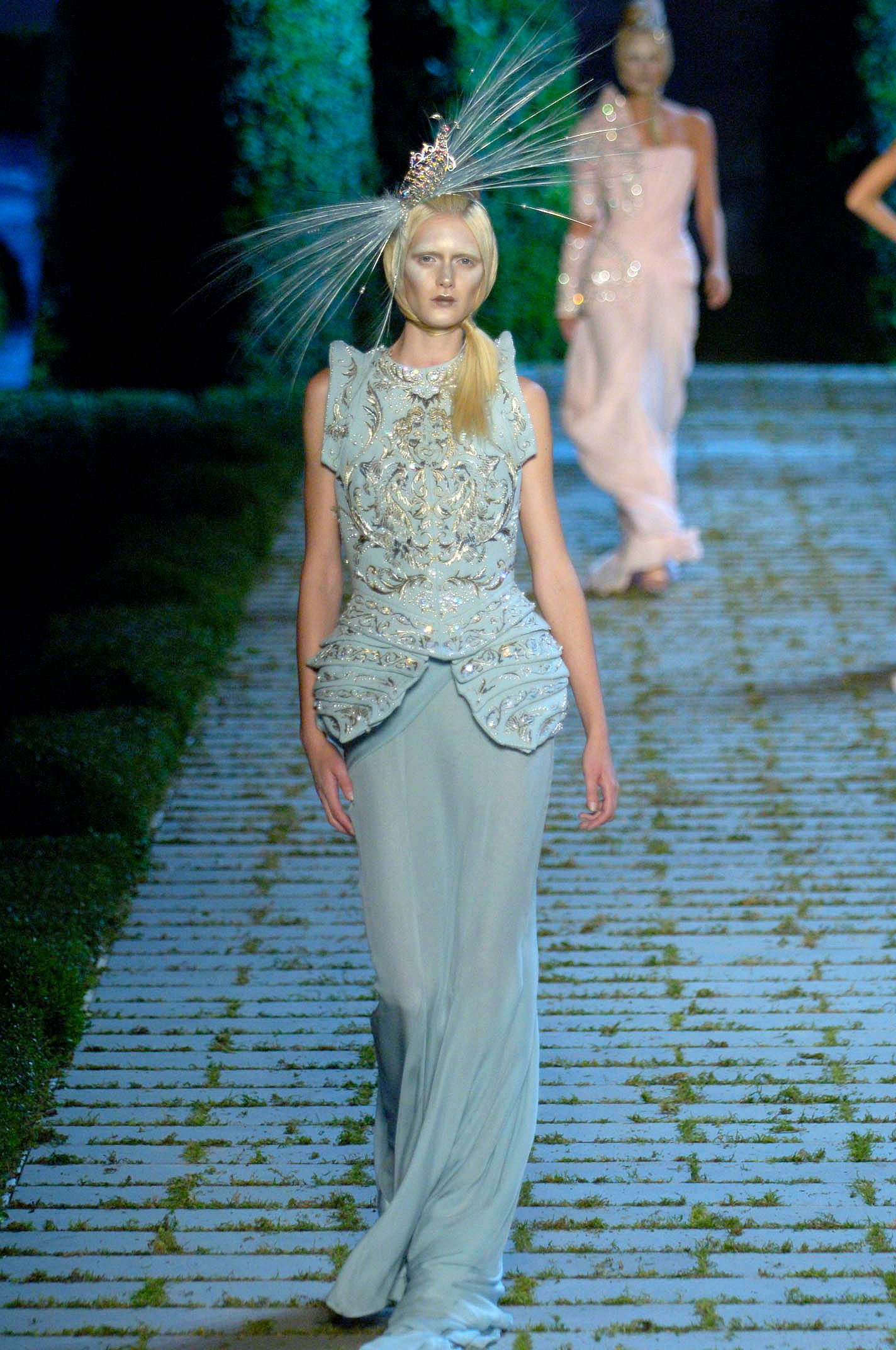 Christian Dior F/W 06 Couture Look 196