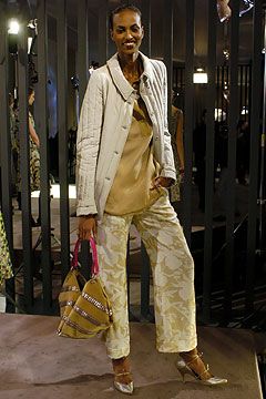 Bottega Veneta F/W 04 Look 117