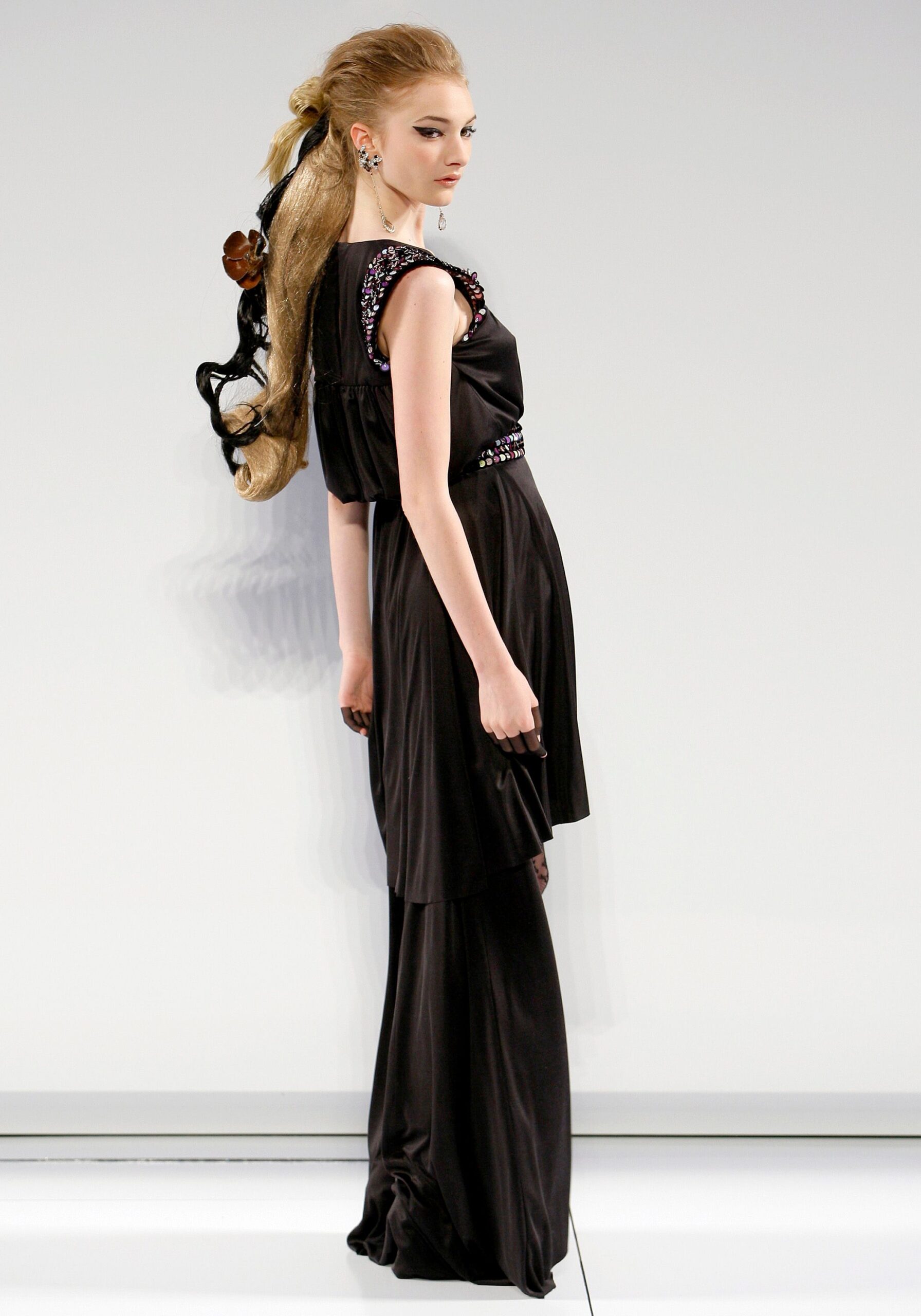 Chanel F/W 09 Couture Look 273