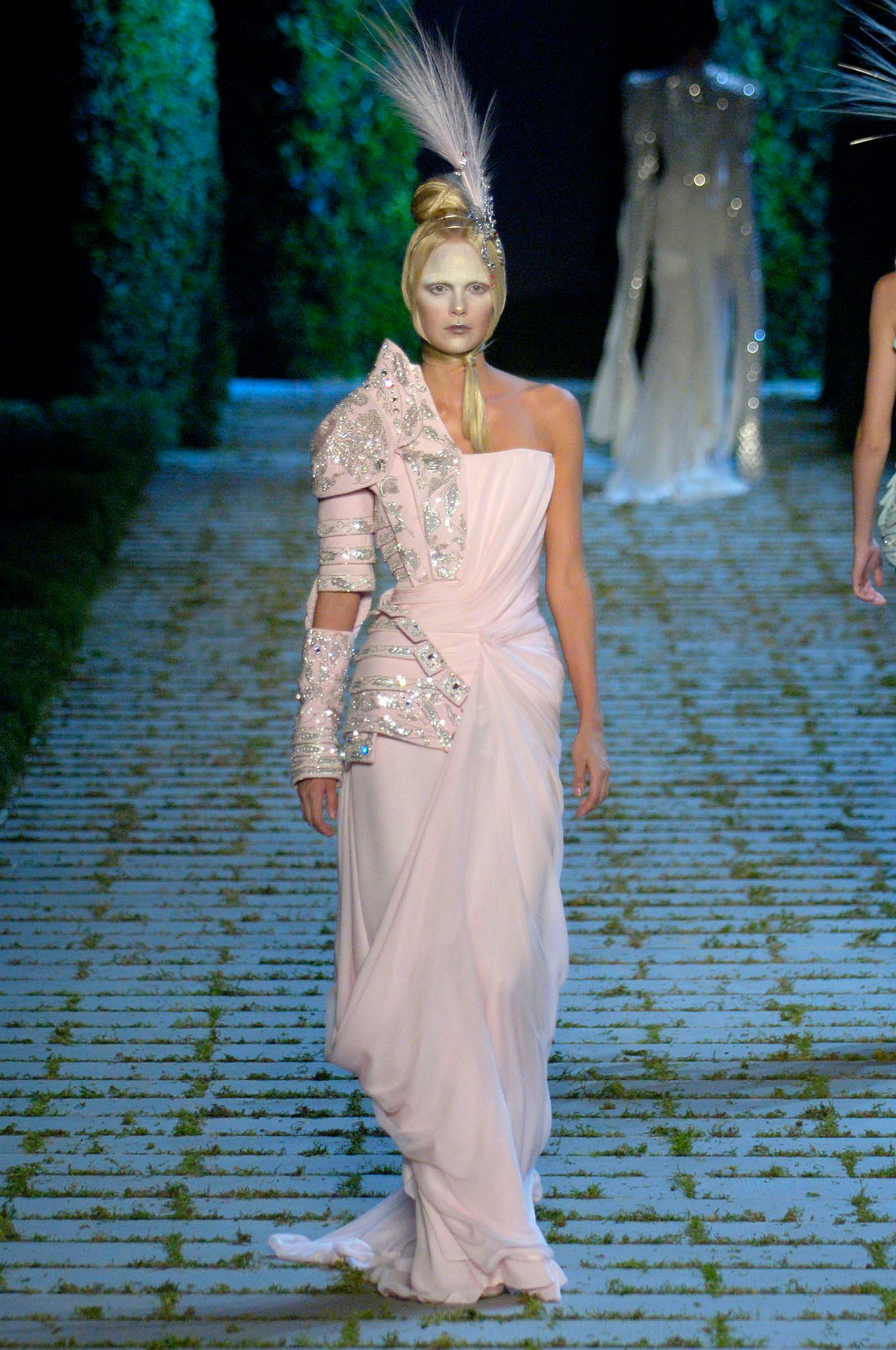 Christian Dior F/W 06 Couture Look 203