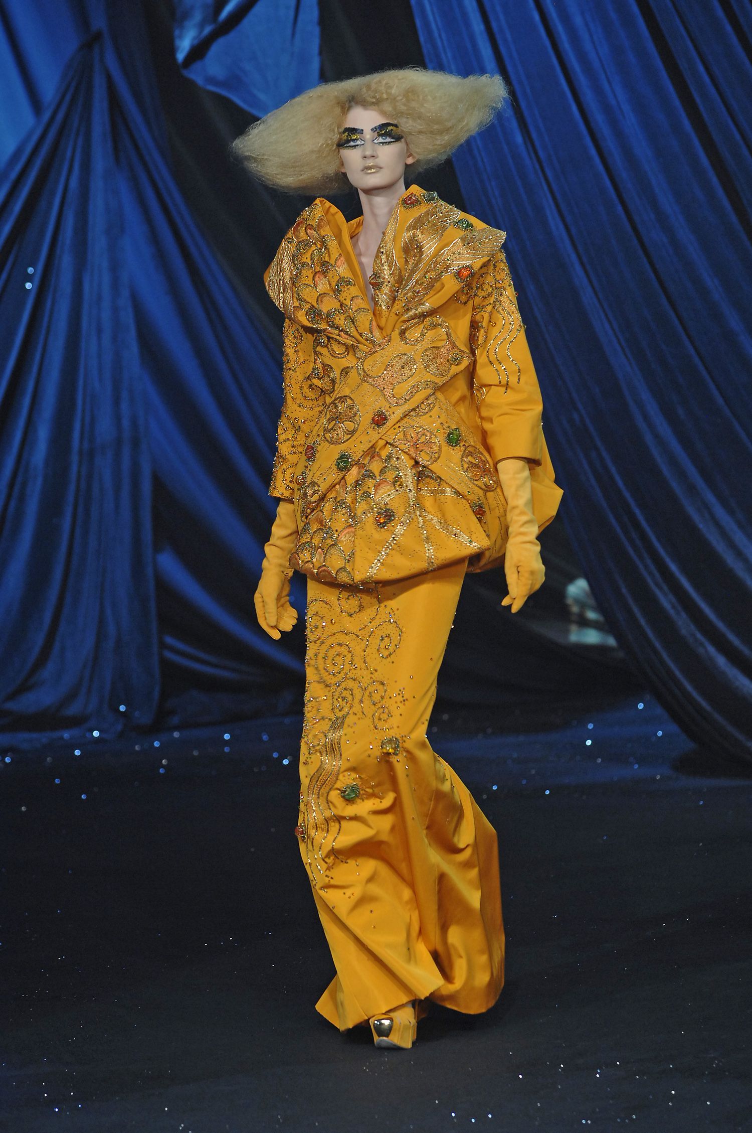 Christian Dior S/S 08 Couture Look 210