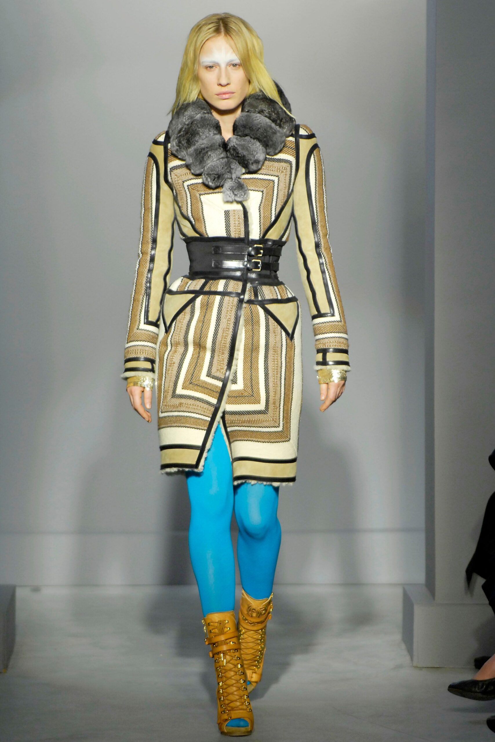 Balenciaga F/W 07 Look 211