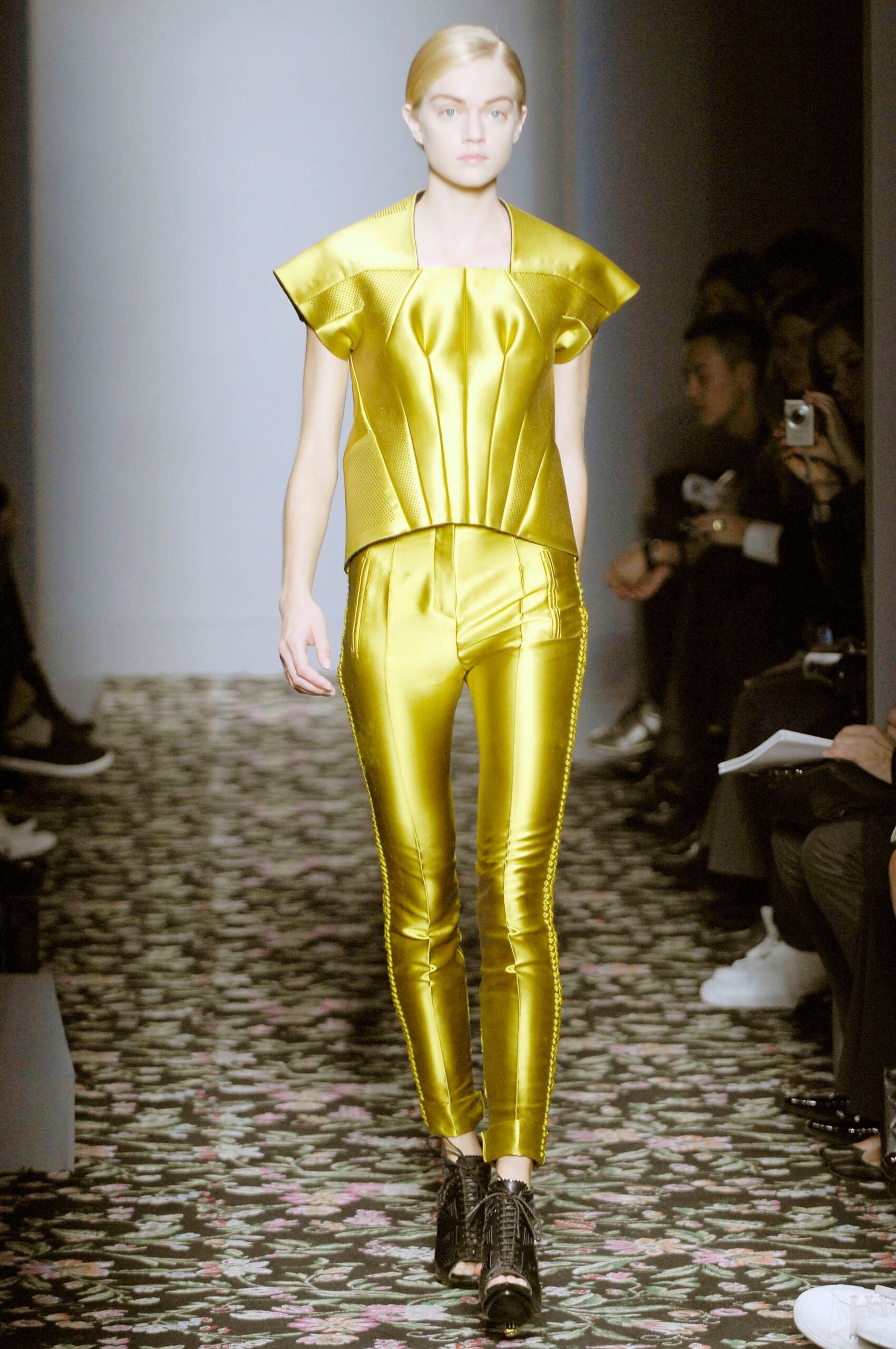 Balenciaga S/S 08 Look 248