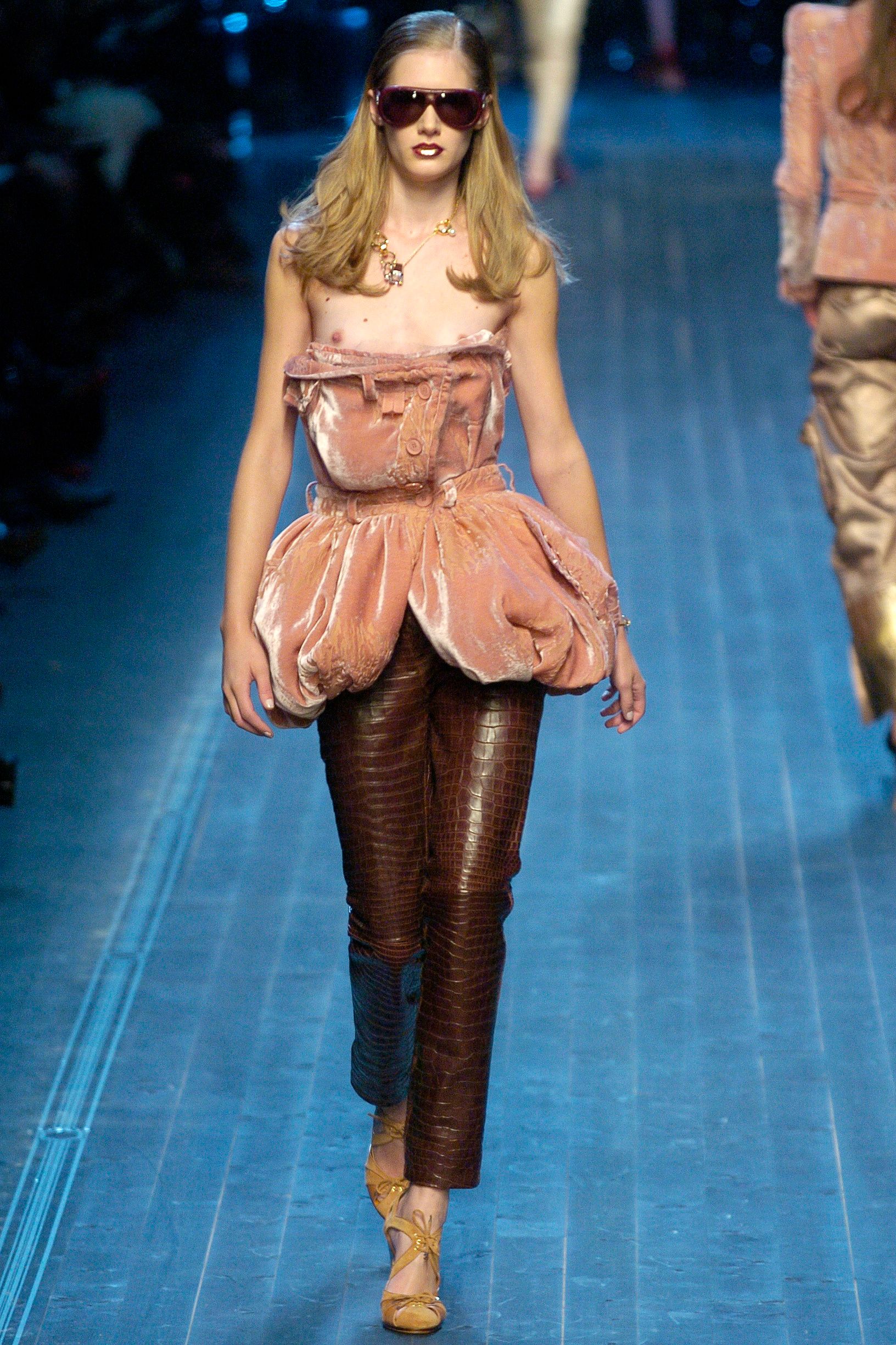 Christian Dior F/W 05 Look 432