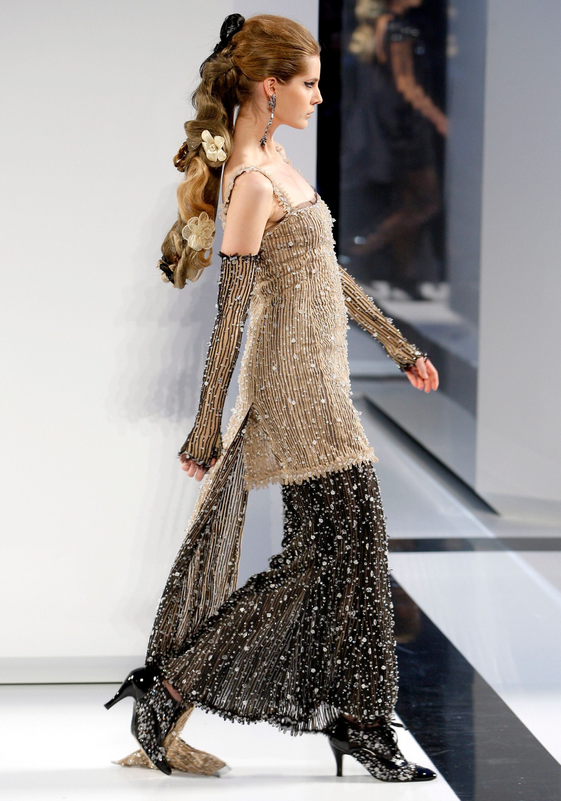 Chanel F/W 09 Couture Look 319