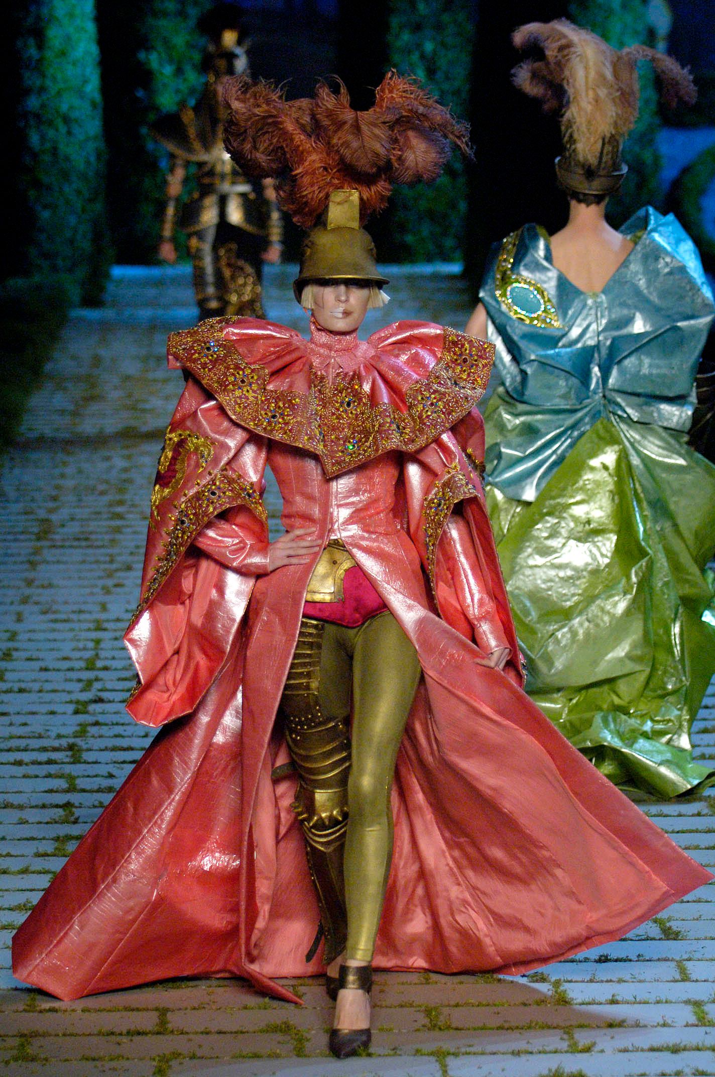 Christian Dior F/W 06 Couture Look 239