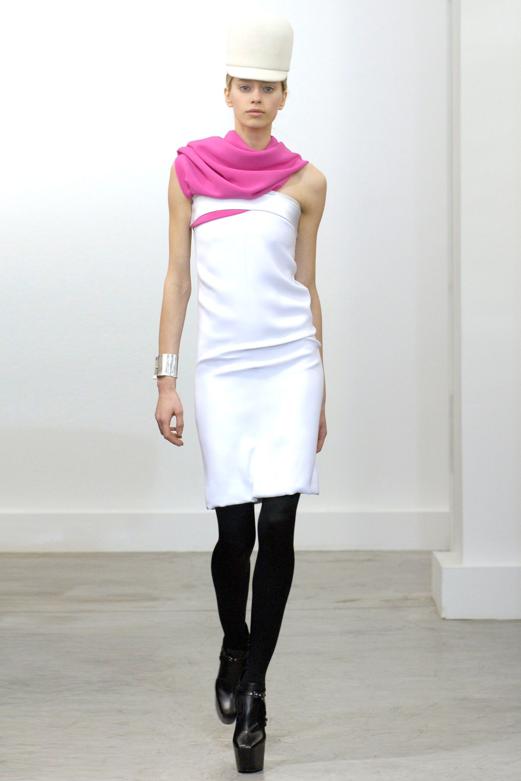 Balenciaga F/W 06 Look 345