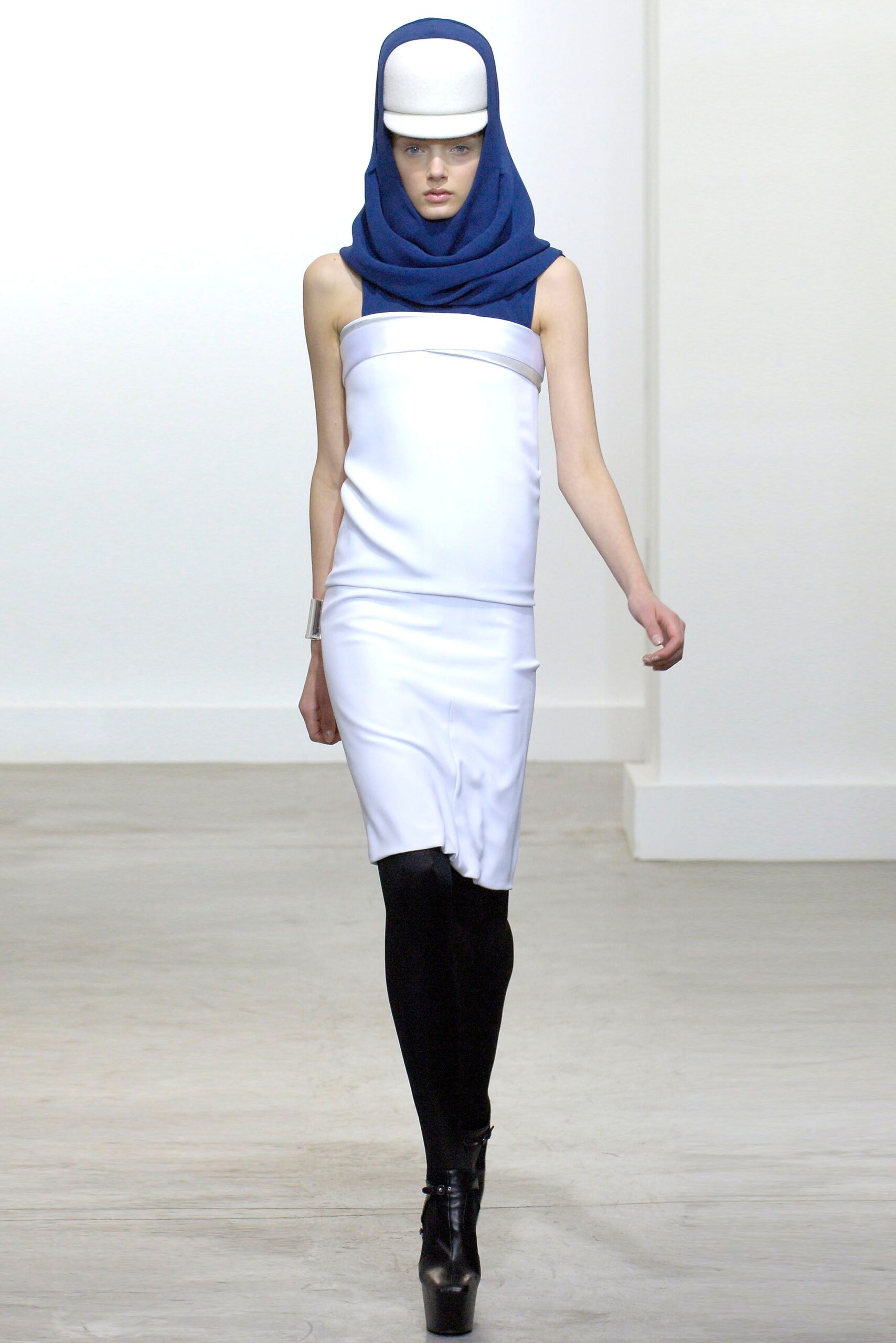 Balenciaga F/W 06 Look 353