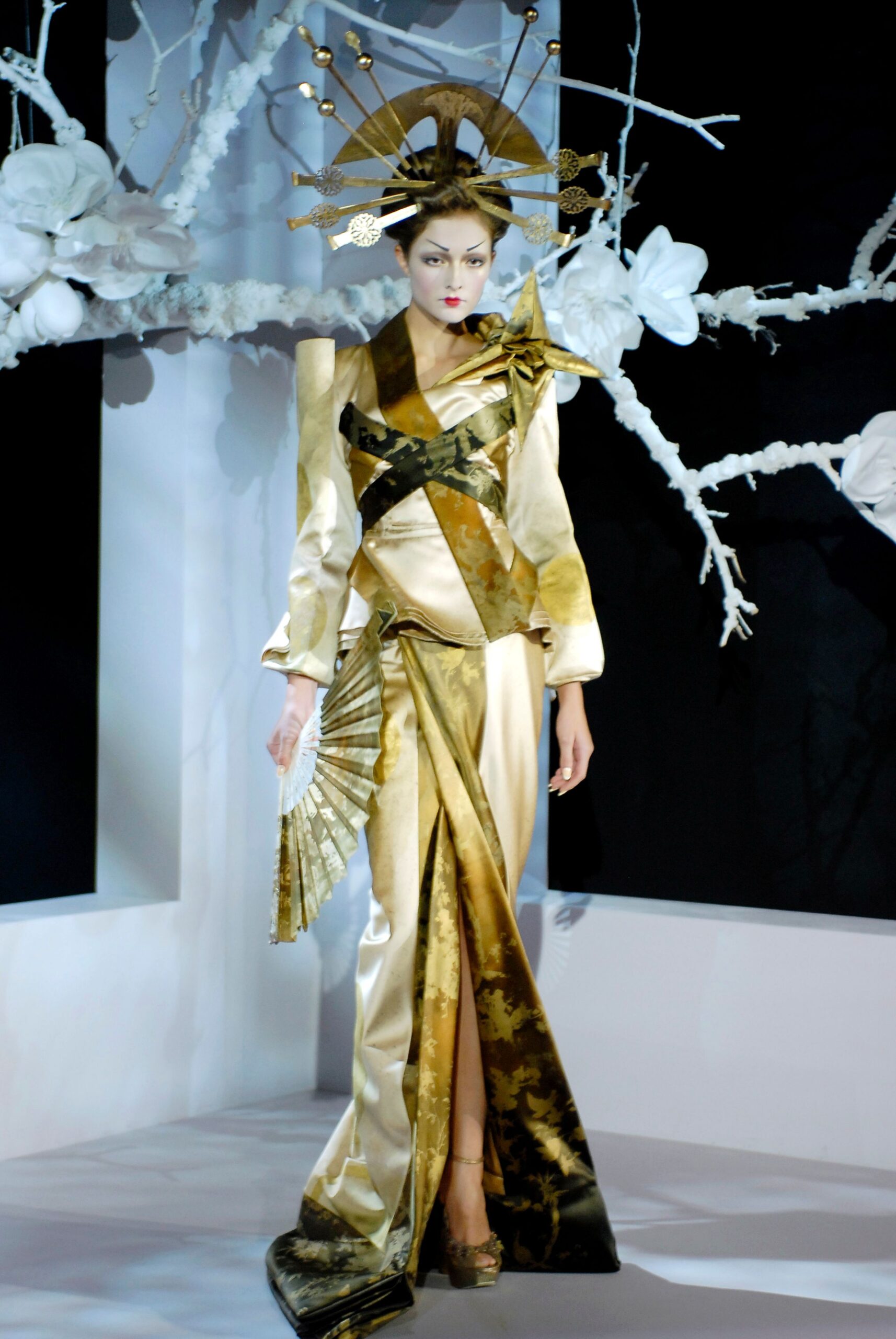 Christian Dior S/S 07 Couture Look 336