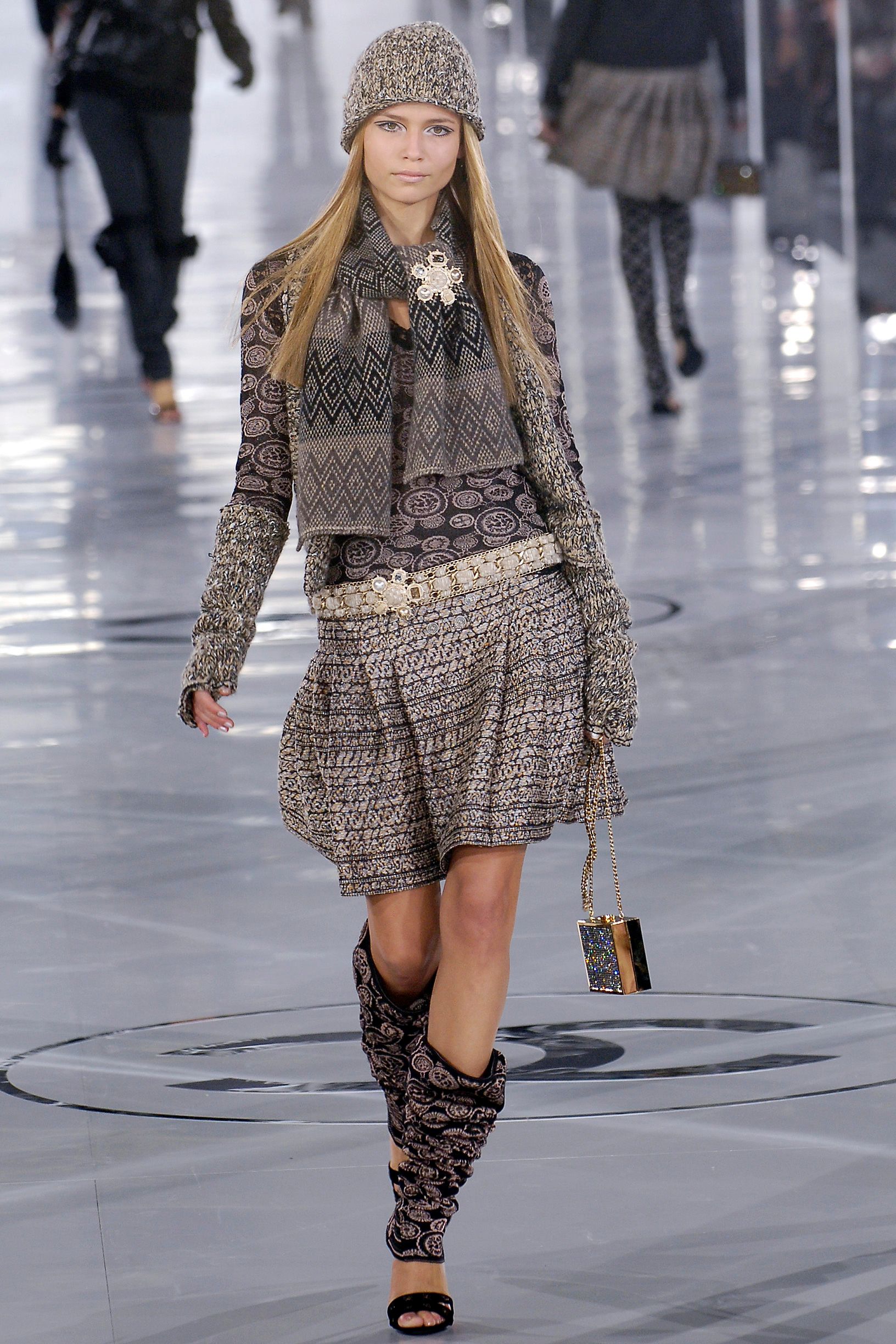 Chanel F/W 05 Look 434