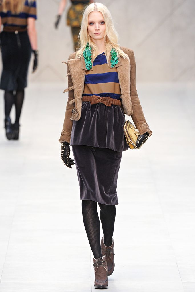 Burberry F/W 12 Look 201