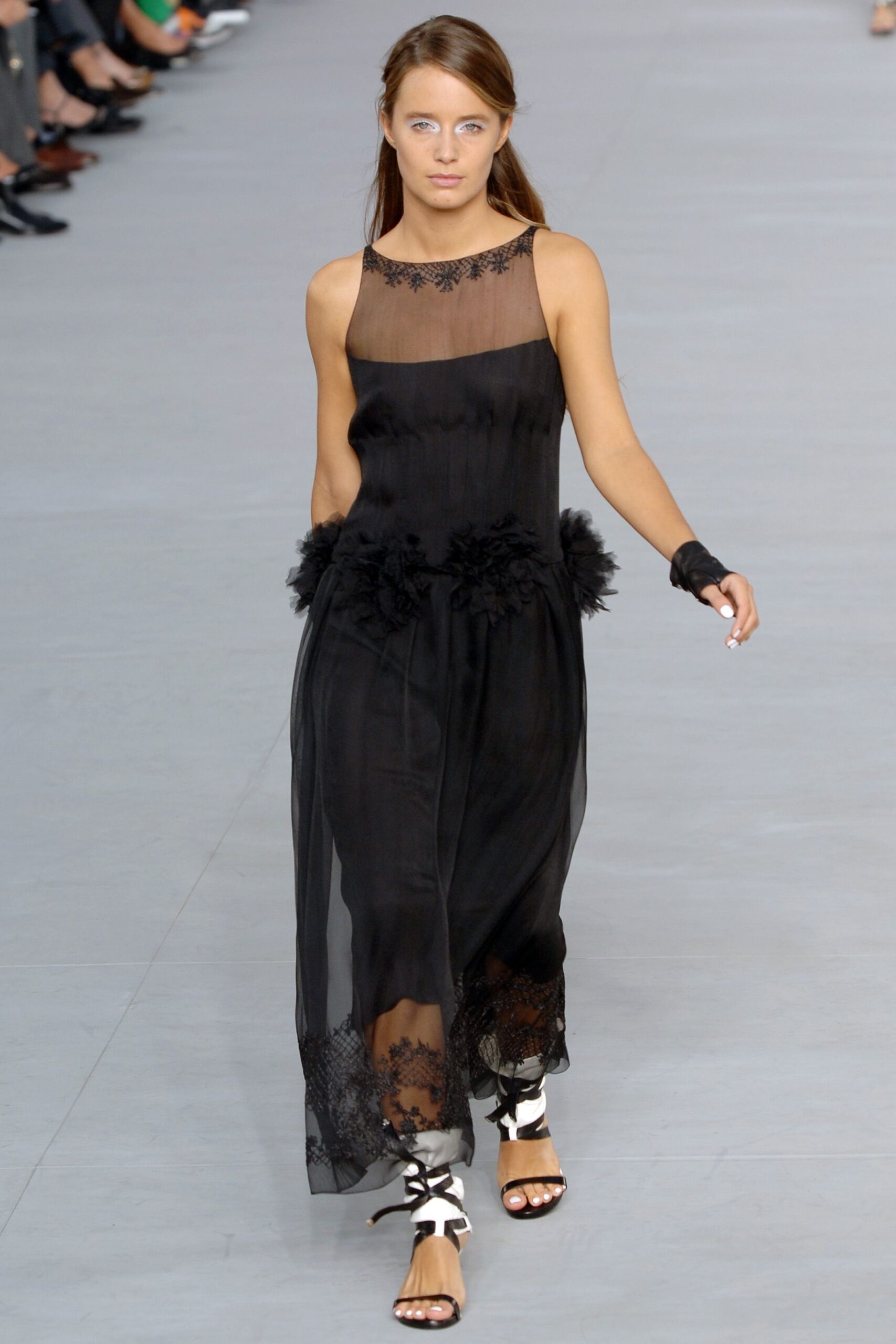 Chanel S/S 06 Look 402