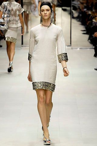 Burberry S/S 07 Look 204
