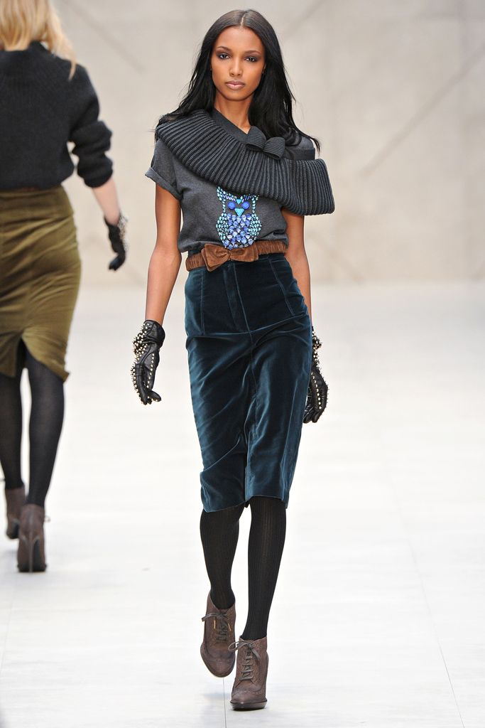 Burberry F/W 12 Look 223